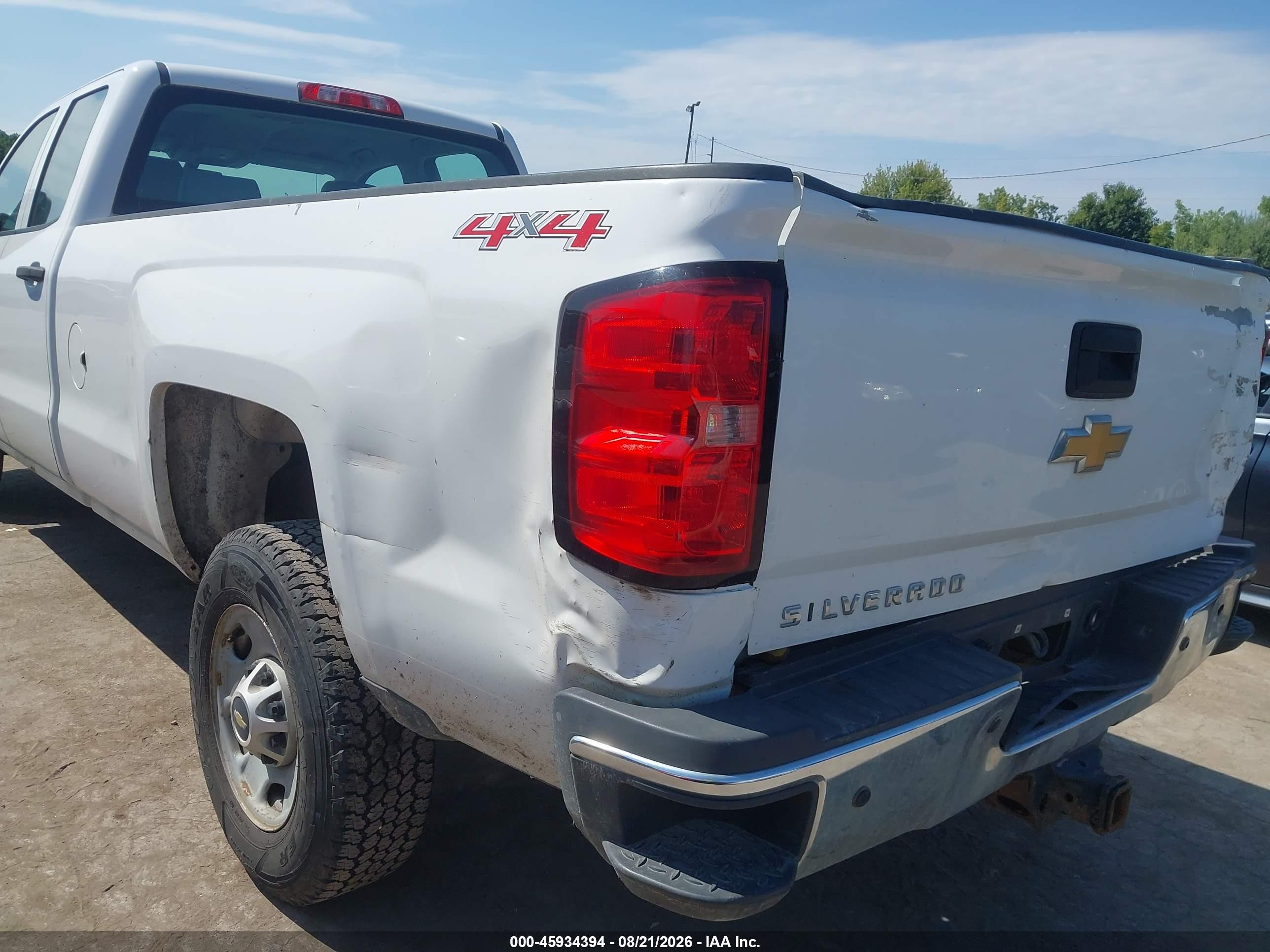 2015 Chevrolet Silverado 2500hd Work Truck White vin: 1GC2KUEG2FZ121620