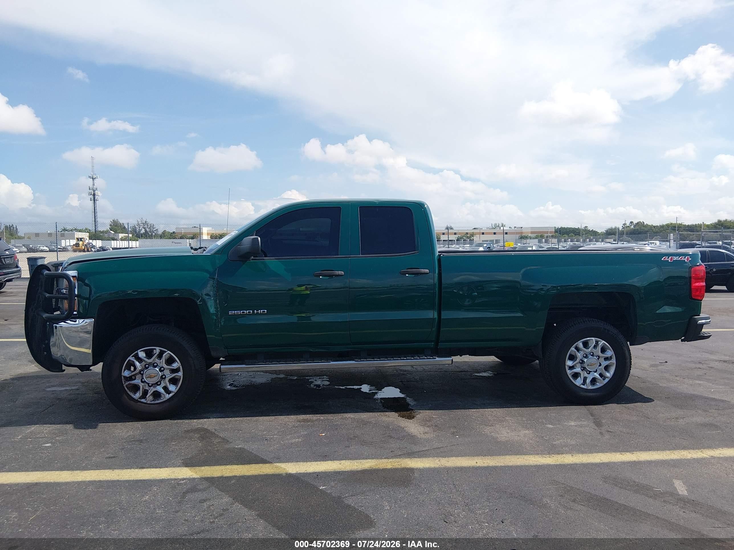2015 Chevrolet Silverado 2500hd Work Truck Зеленый vin: 1GC2KUEG3FZ128849