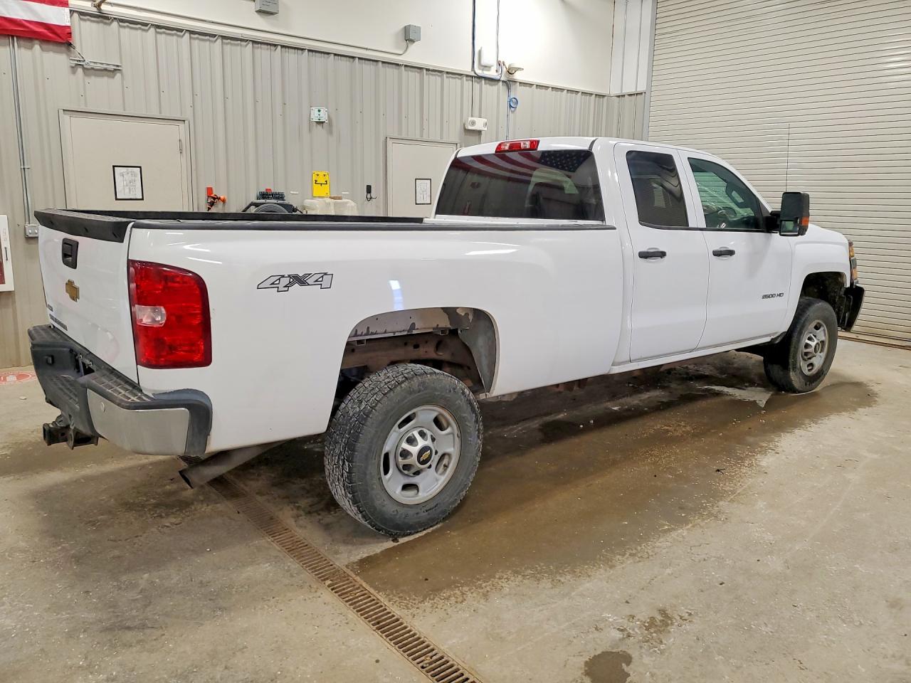 2015 Chevrolet Silverado K2500 Heavy Duty White vin: 1GC2KUEG3FZ512758