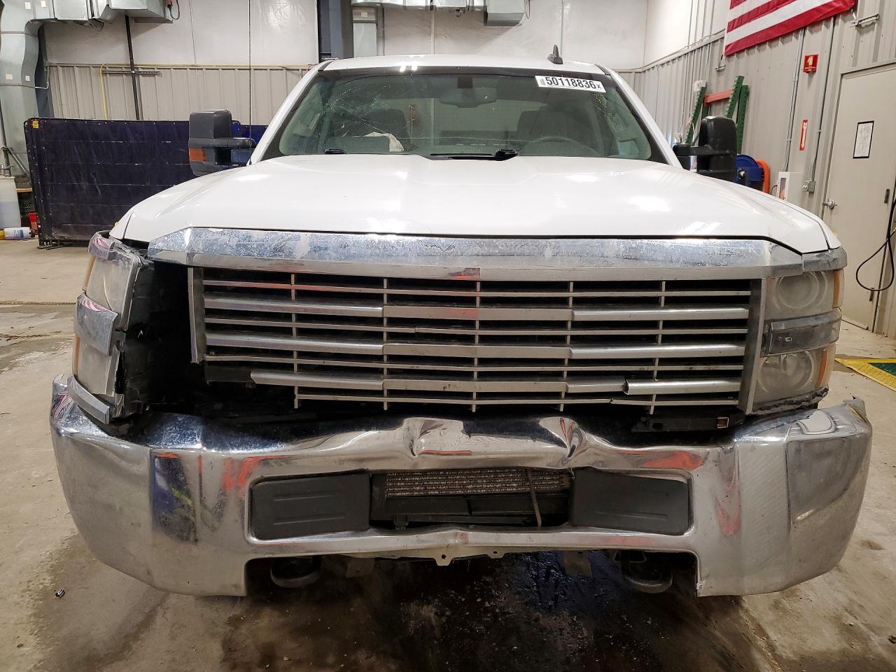 2015 Chevrolet Silverado K2500 Heavy Duty White vin: 1GC2KUEG3FZ512758