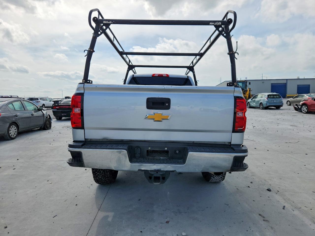 2015 Chevrolet Silverado K2500 Heavy Duty Серебряный vin: 1GC2KUEG4FZ118959