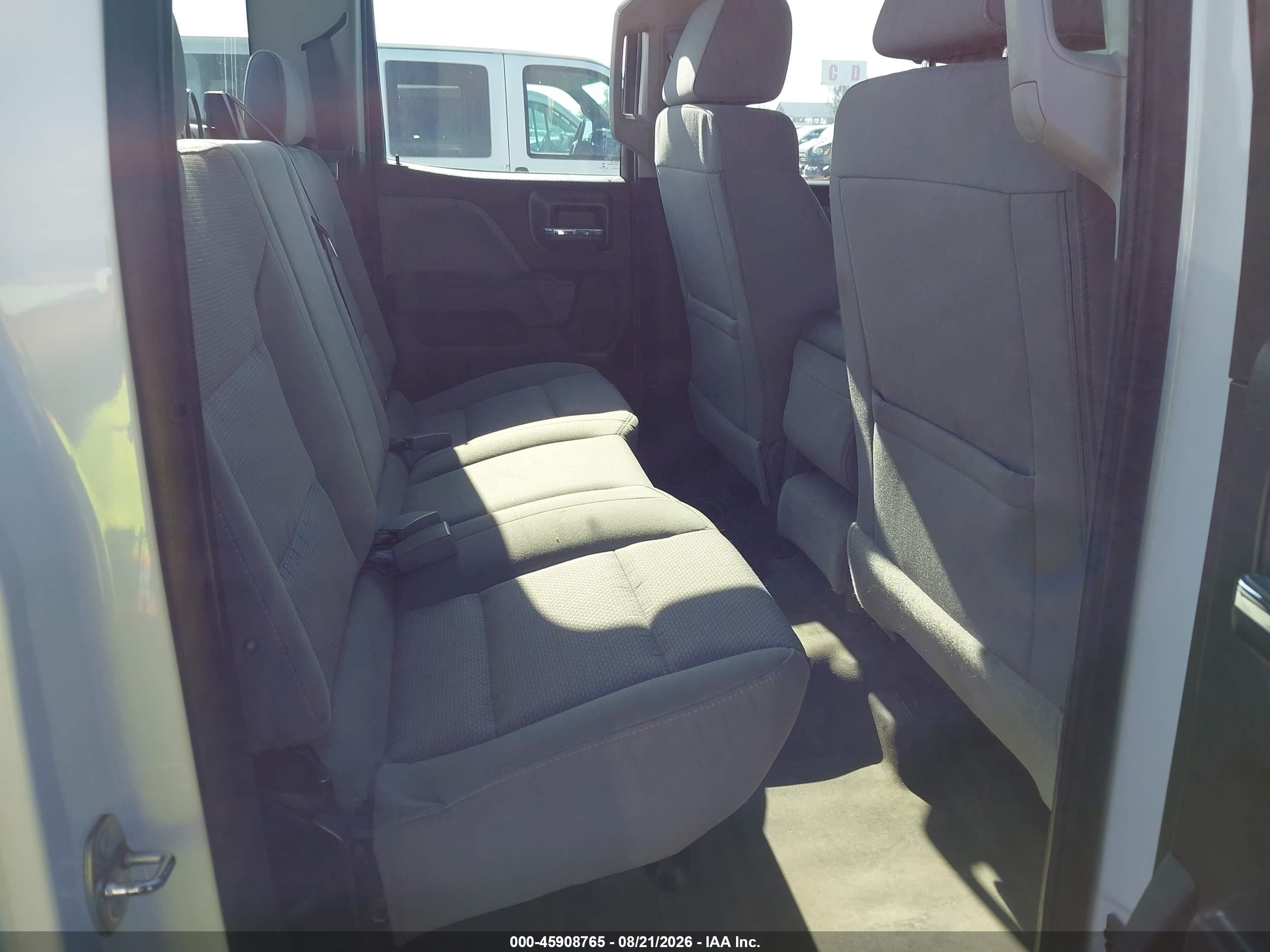 2017 Chevrolet Silverado 2500hd Work Truck White vin: 1GC2KUEG5HZ325136
