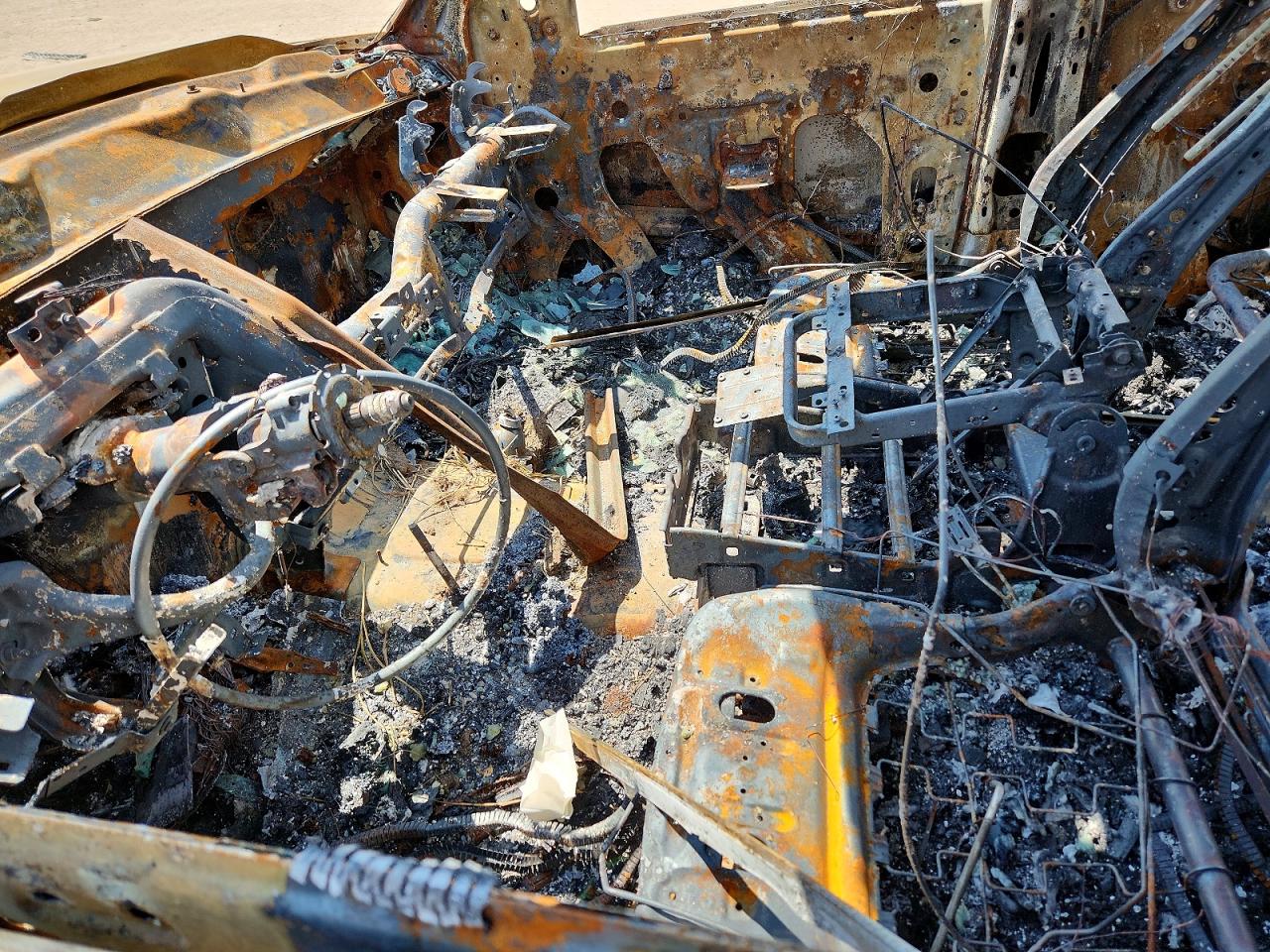 2015 Chevrolet Silverado K2500 Heavy Duty Burn vin: 1GC2KUEG9FZ510349