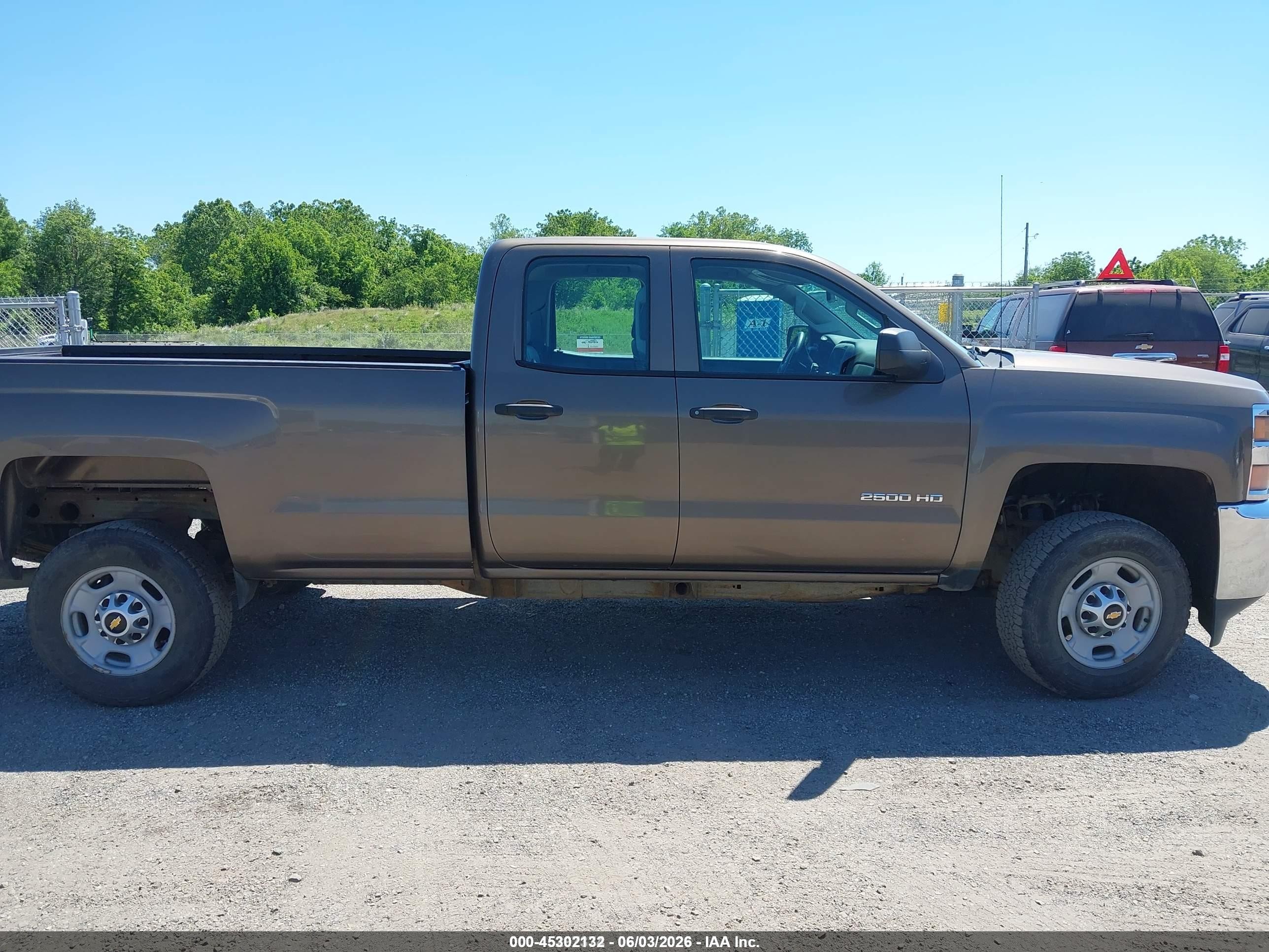2015 Chevrolet Silverado 2500hd Wt Gold vin: 1GC2KUEG9FZ539656