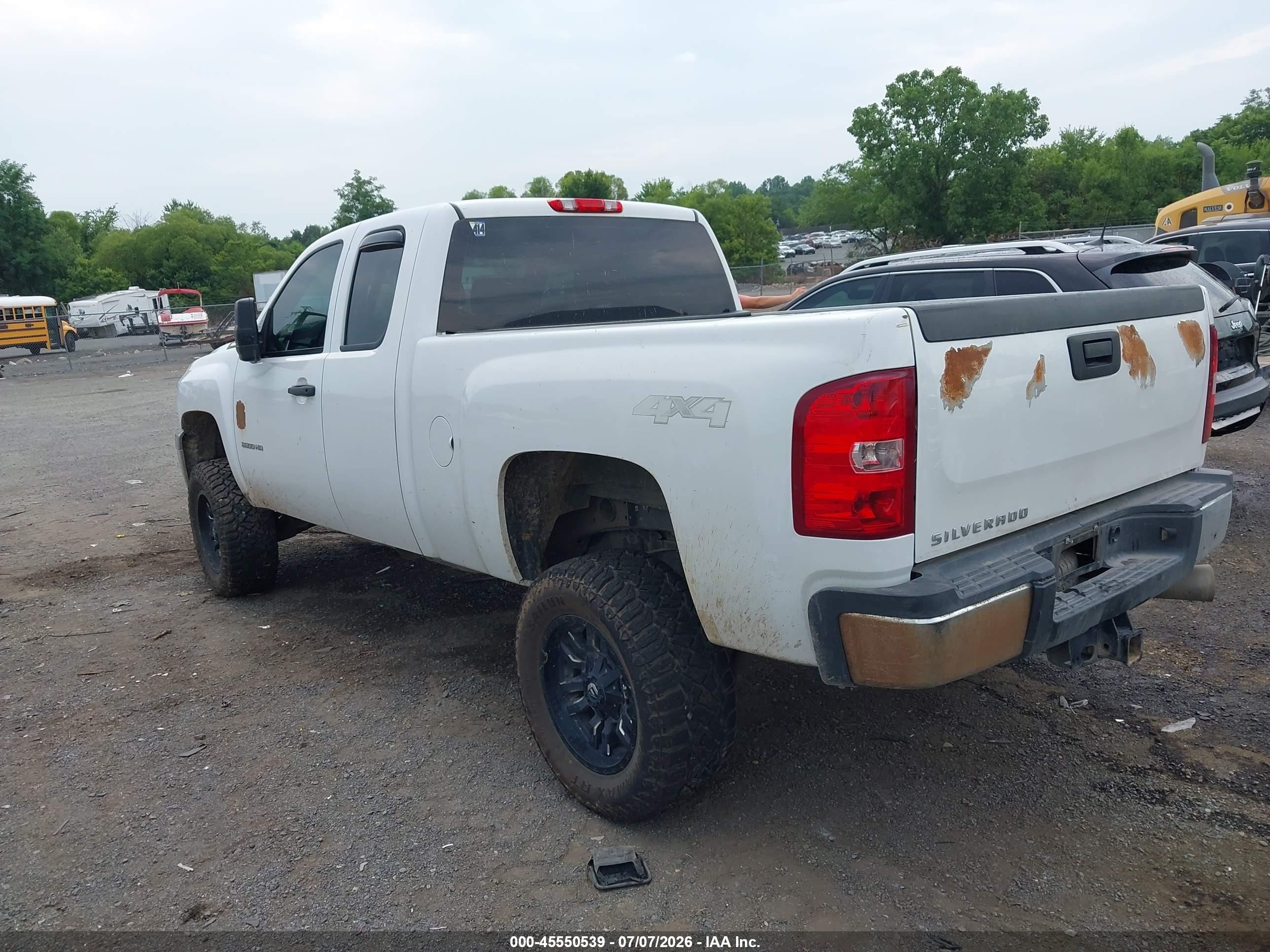 2011 Chevrolet Silverado 2500hd Work Truck White vin: 1GC2KVC88BZ431914
