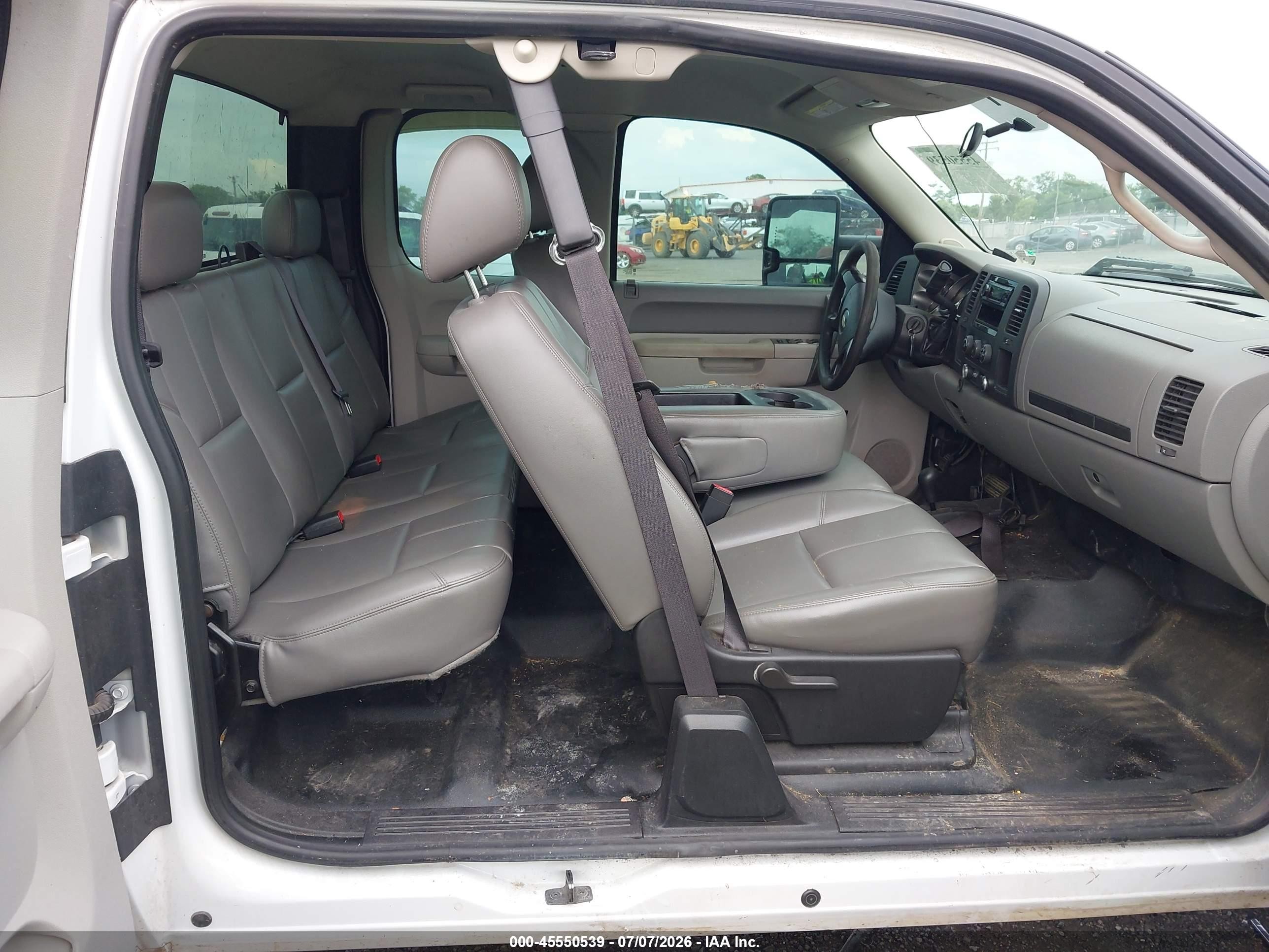 2011 Chevrolet Silverado 2500hd Work Truck White vin: 1GC2KVC88BZ431914
