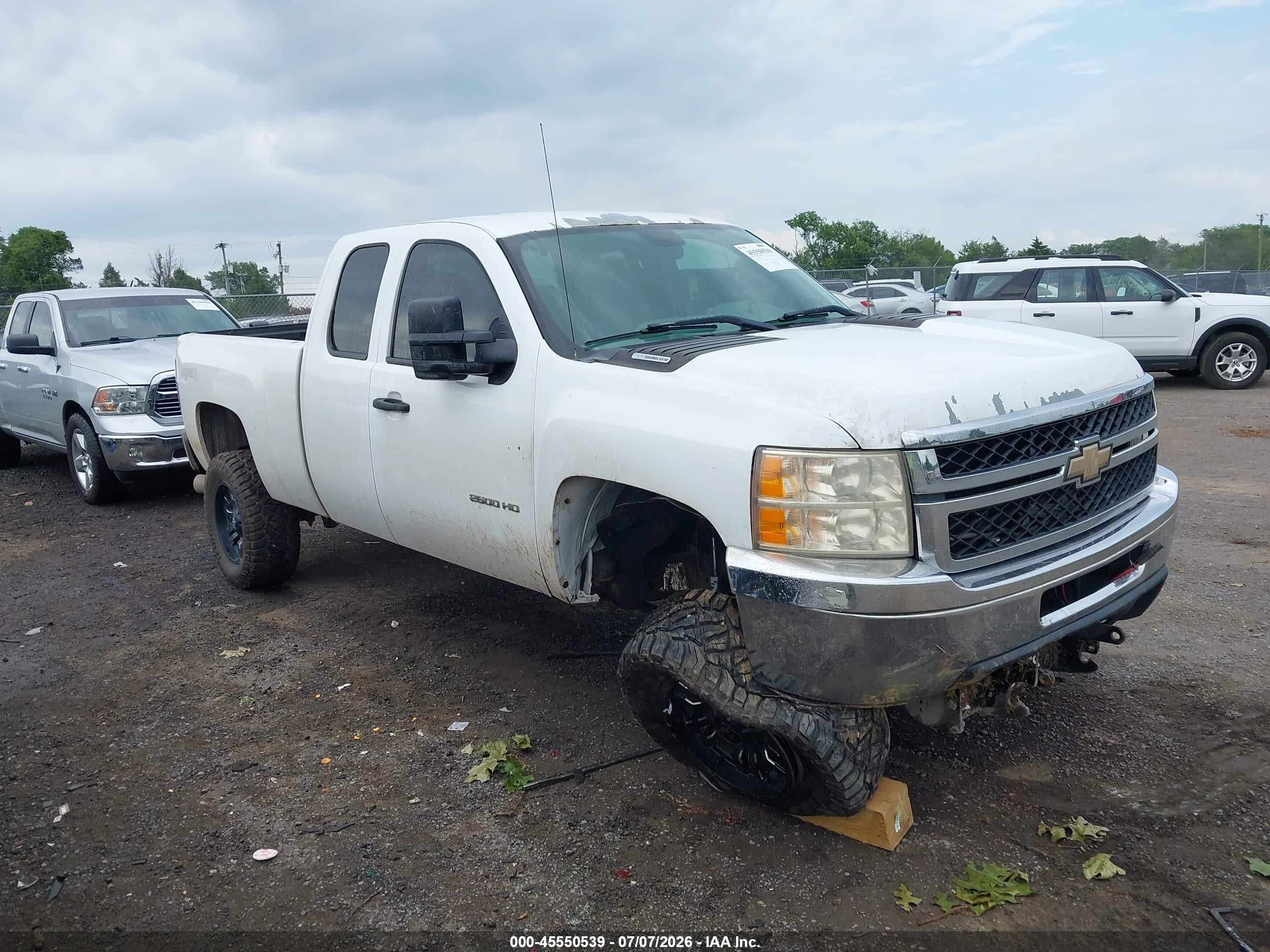 2011 Chevrolet Silverado 2500hd Work Truck White vin: 1GC2KVC88BZ431914