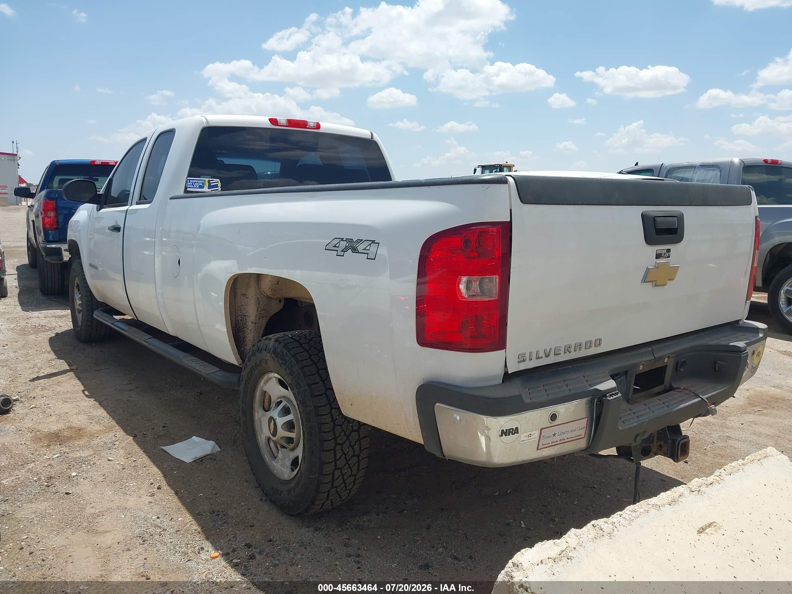 2011 Chevrolet Silverado 2500hd Work Truck White vin: 1GC2KVCG1BZ439828