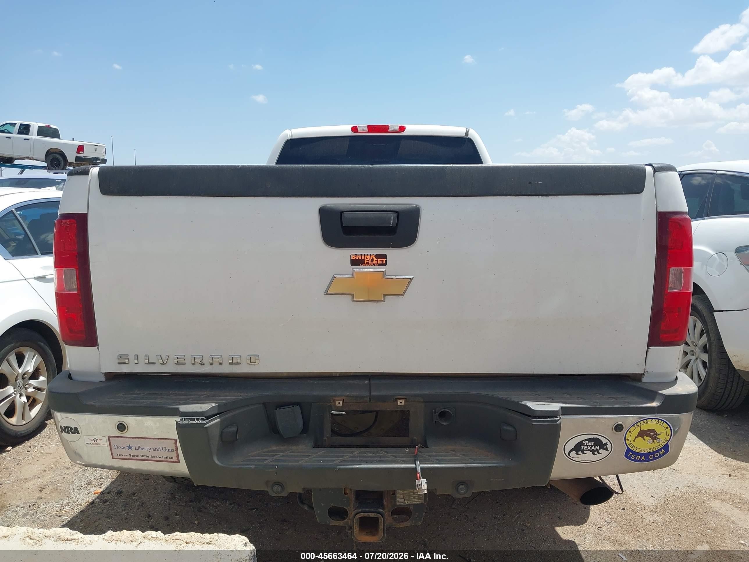 2011 Chevrolet Silverado 2500hd Work Truck White vin: 1GC2KVCG1BZ439828