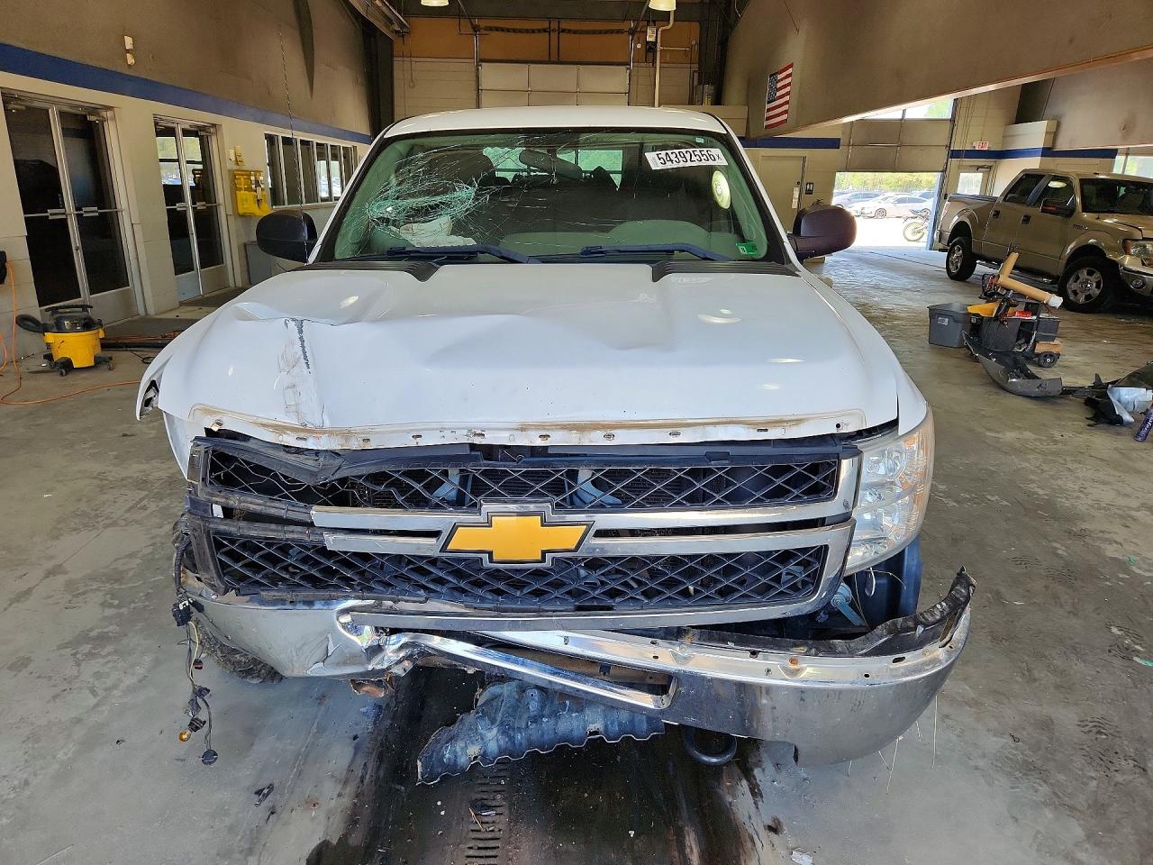 2013 Chevrolet Silverado K2500 Heavy Duty White vin: 1GC2KVCG1DZ373638