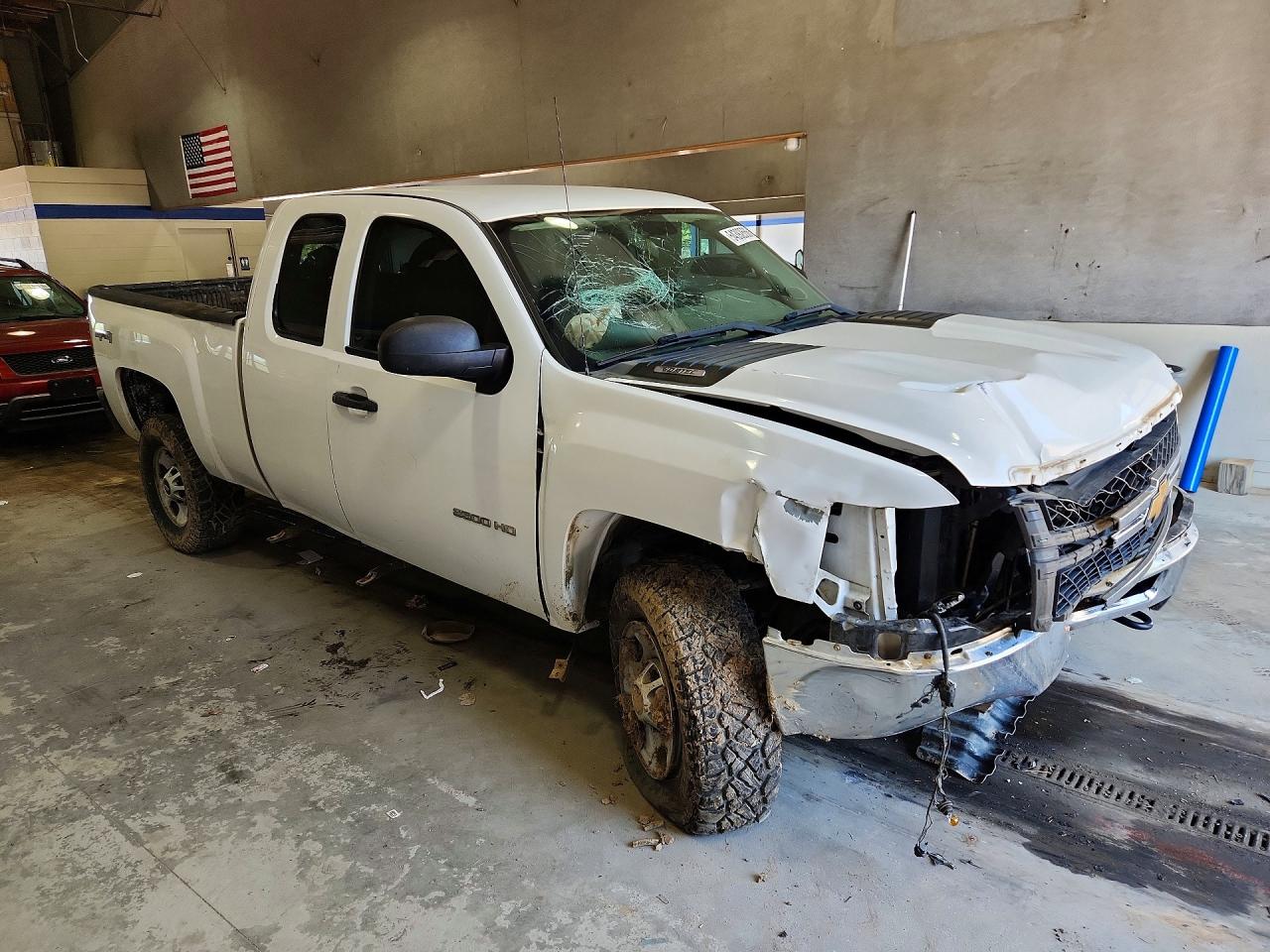 2013 Chevrolet Silverado K2500 Heavy Duty White vin: 1GC2KVCG1DZ373638
