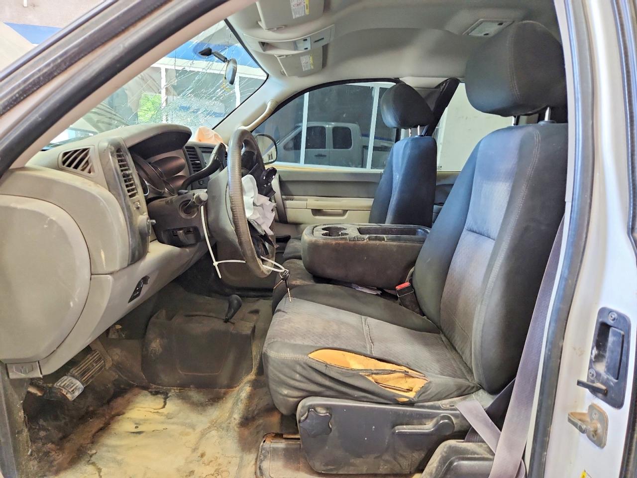 2013 Chevrolet Silverado K2500 Heavy Duty White vin: 1GC2KVCG1DZ373638