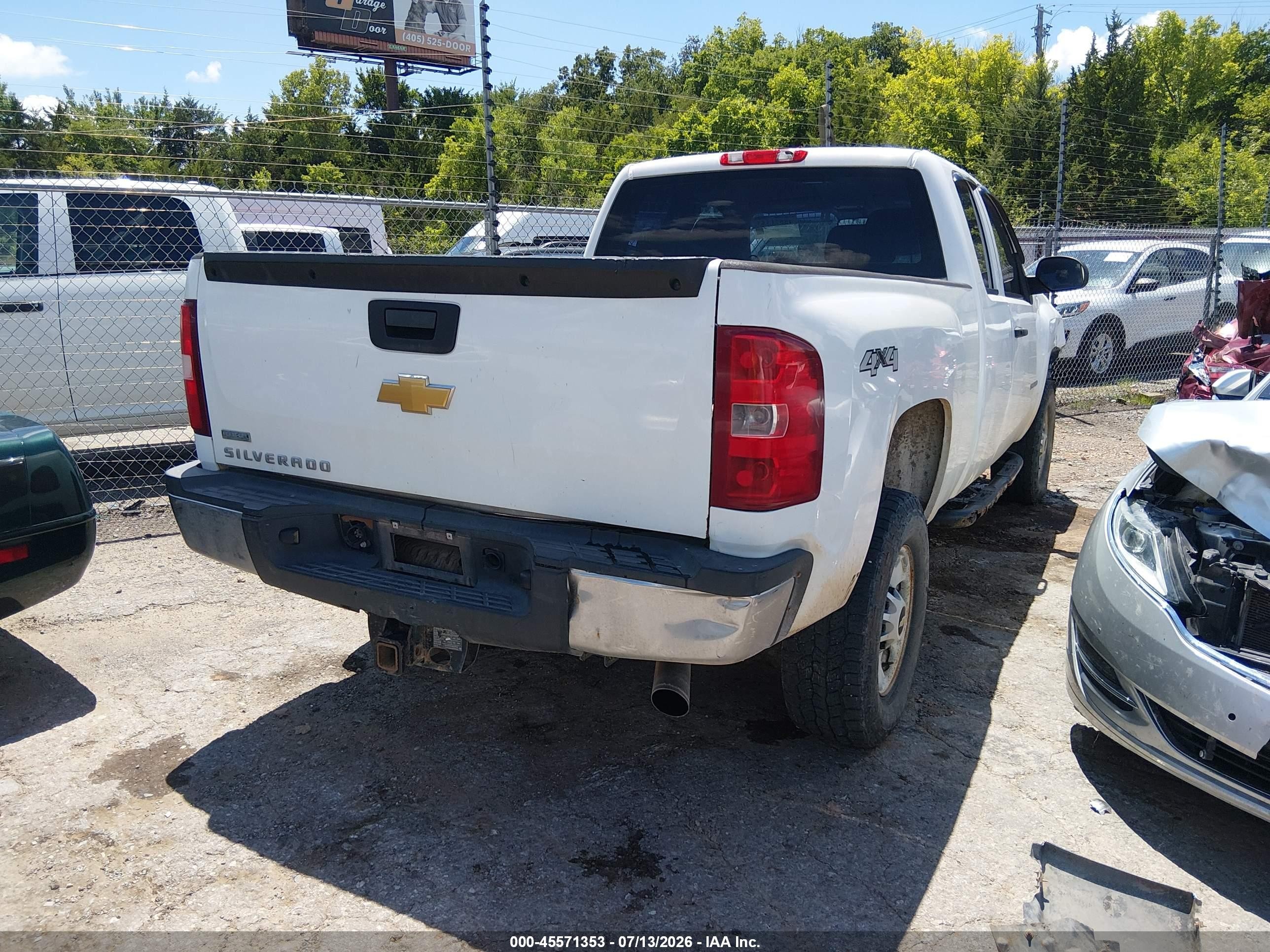 2011 Chevrolet Silverado 2500hd Work Truck White vin: 1GC2KVCG2BZ211000