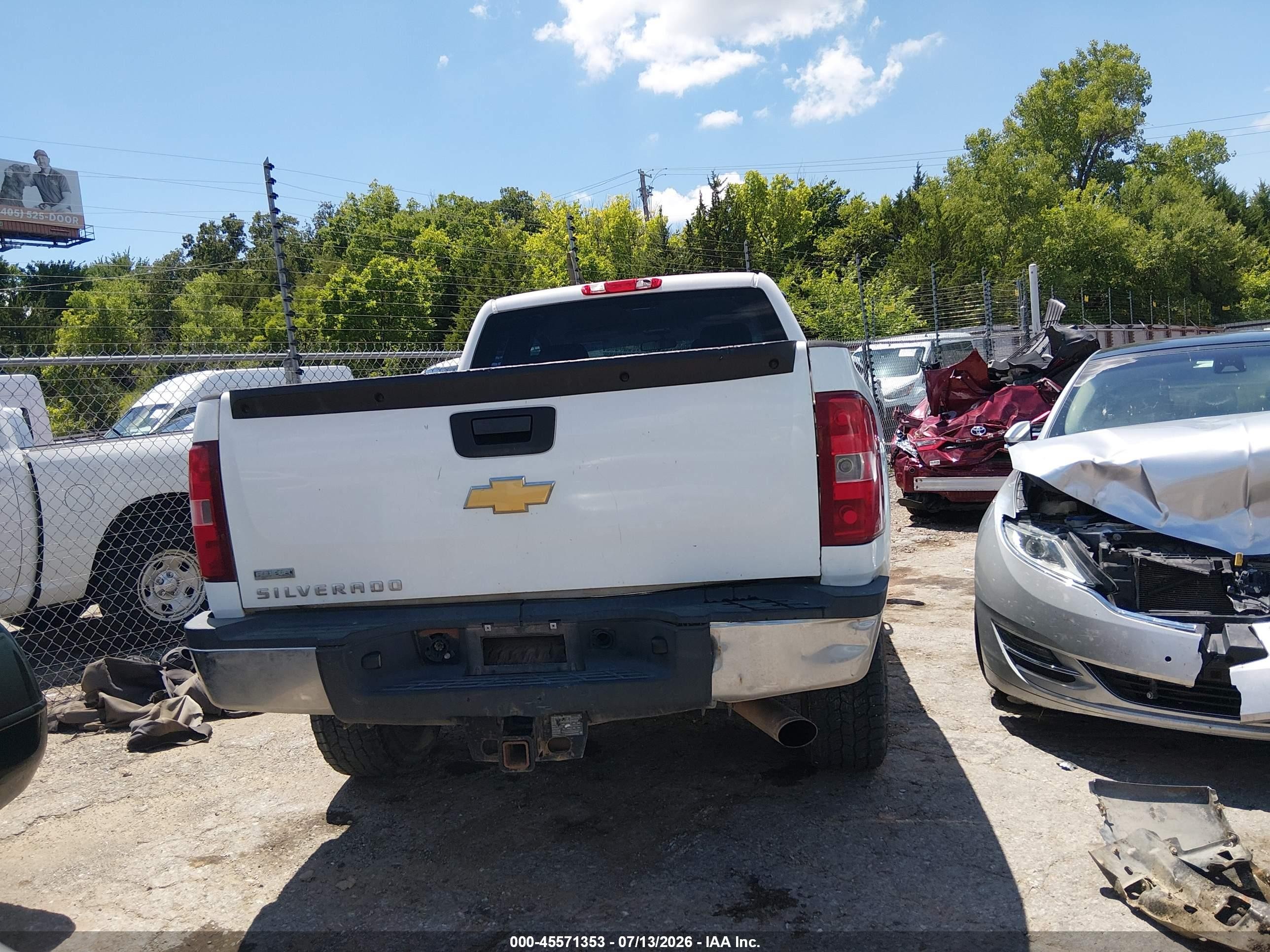 2011 Chevrolet Silverado 2500hd Work Truck White vin: 1GC2KVCG2BZ211000