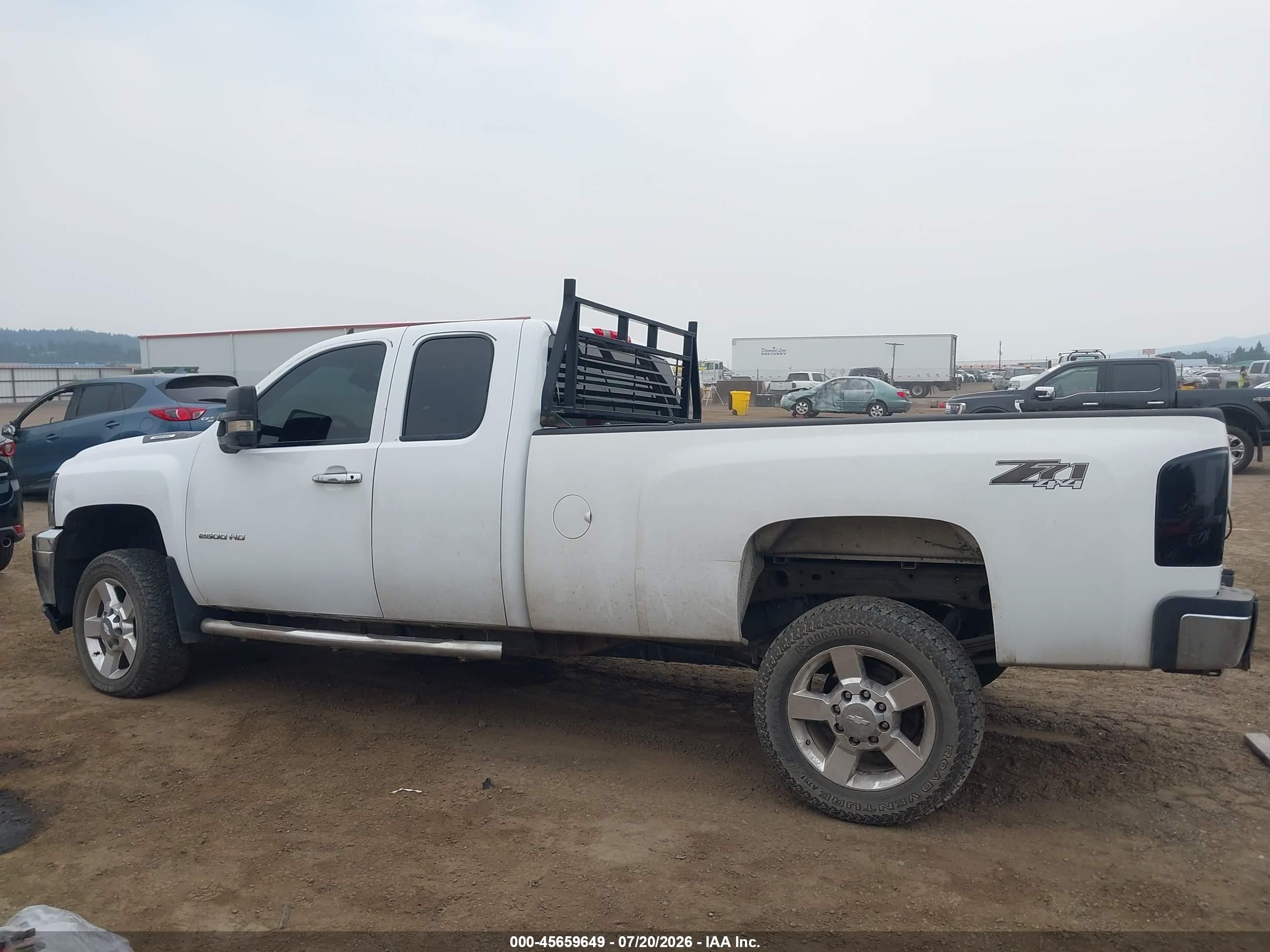2011 Chevrolet Silverado 2500hd Work Truck White vin: 1GC2KVCG2BZ455164