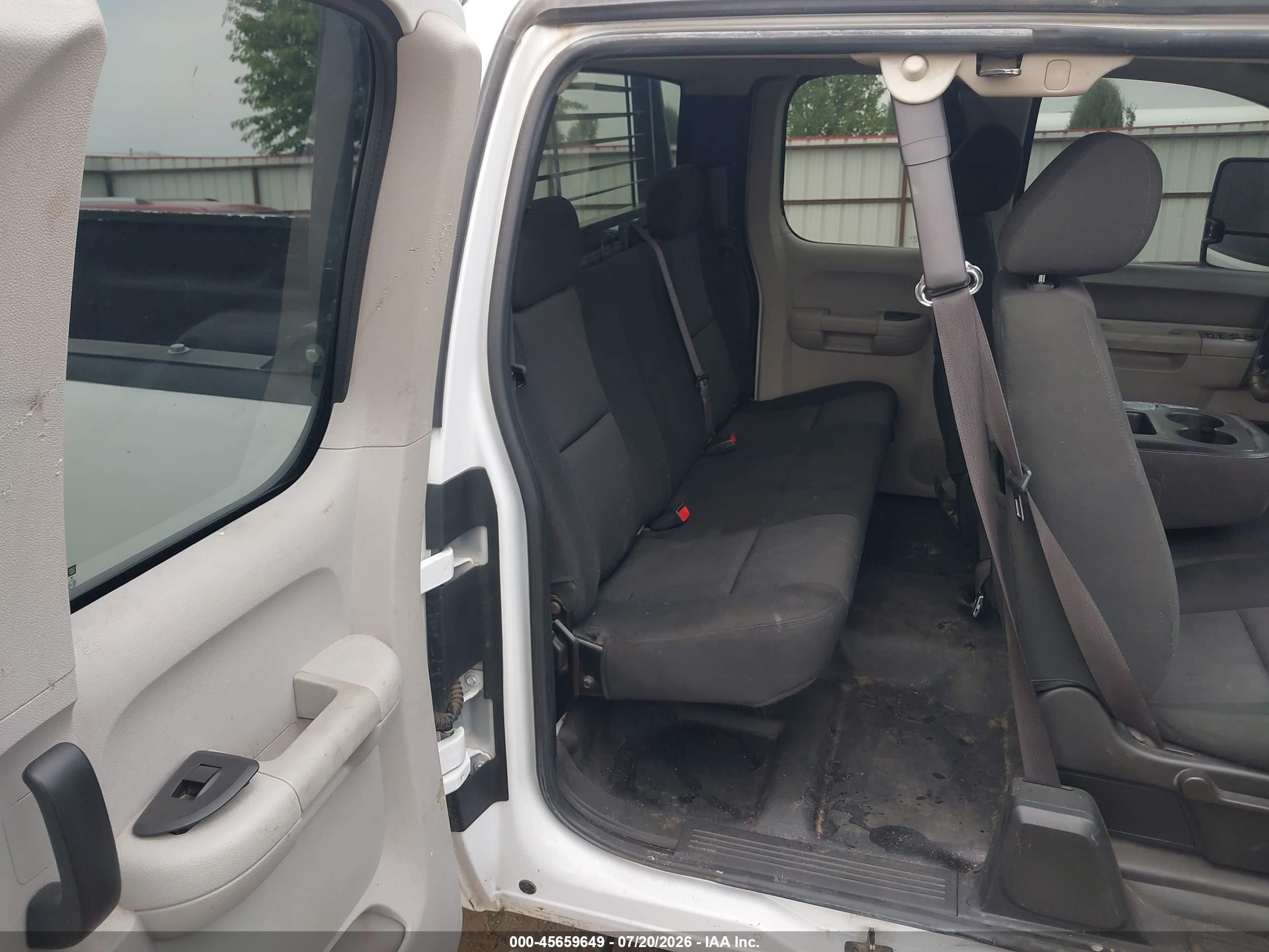 2011 Chevrolet Silverado 2500hd Work Truck White vin: 1GC2KVCG2BZ455164