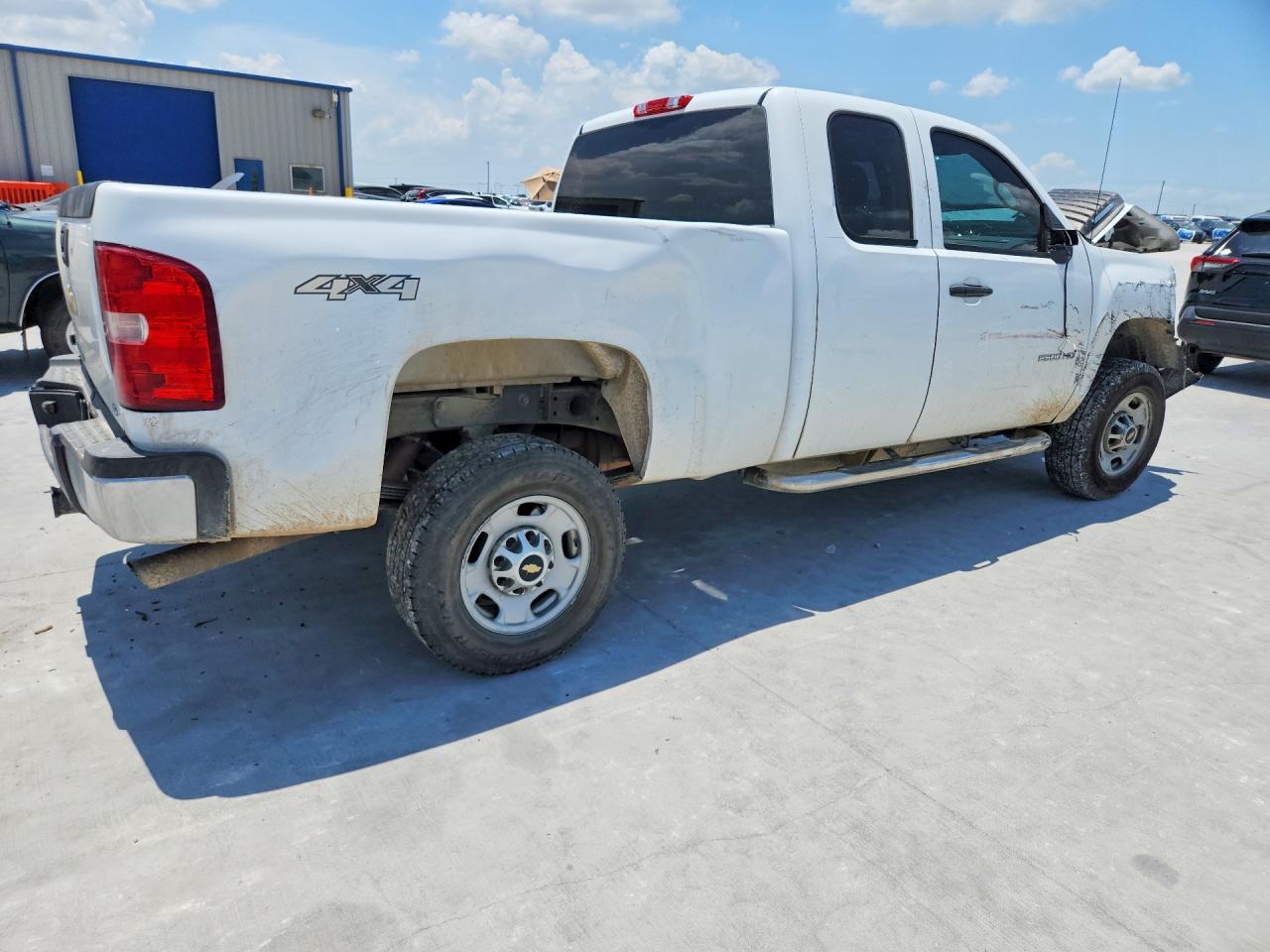 2013 Chevrolet Silverado K2500 Heavy Duty Белый vin: 1GC2KVCG3DZ132129
