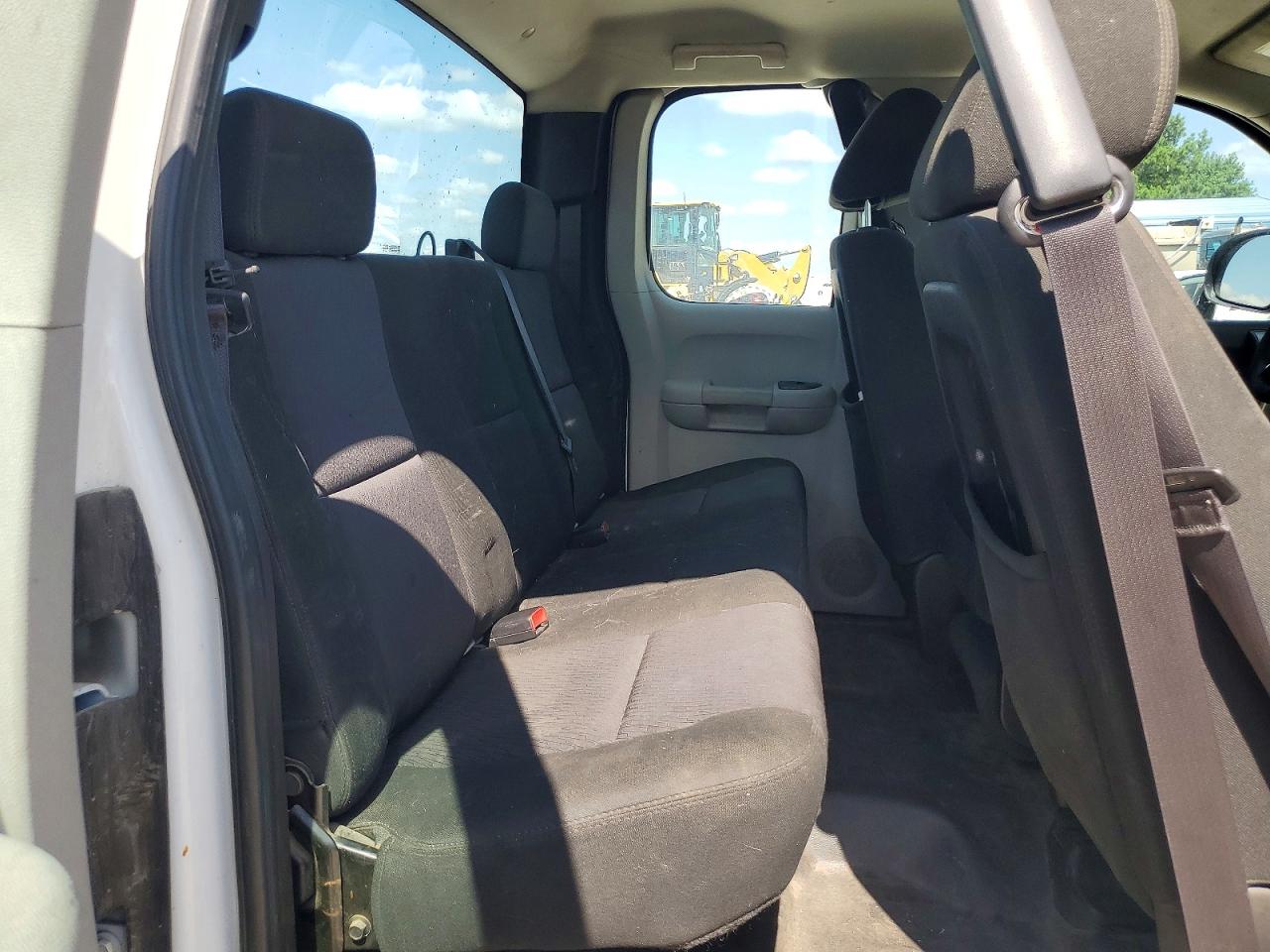 2013 Chevrolet Silverado K2500 Heavy Duty White vin: 1GC2KVCG4DZ336342