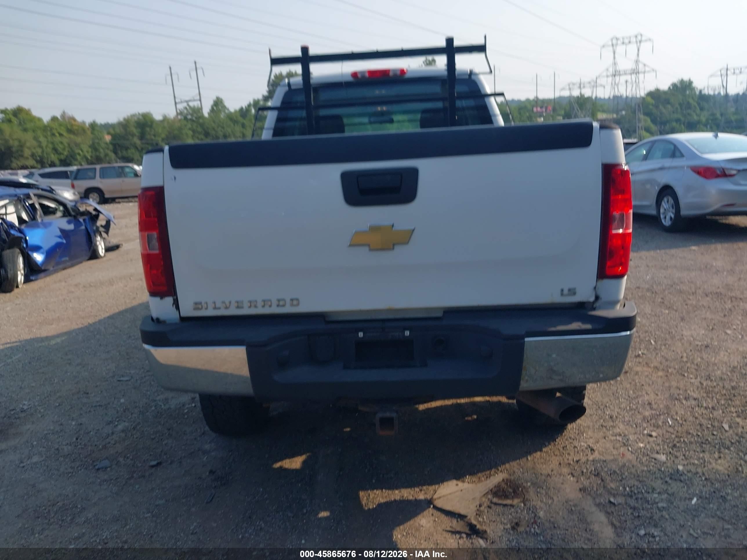 2011 Chevrolet Silverado 2500hd Work Truck White vin: 1GC2KVCG5BZ193978