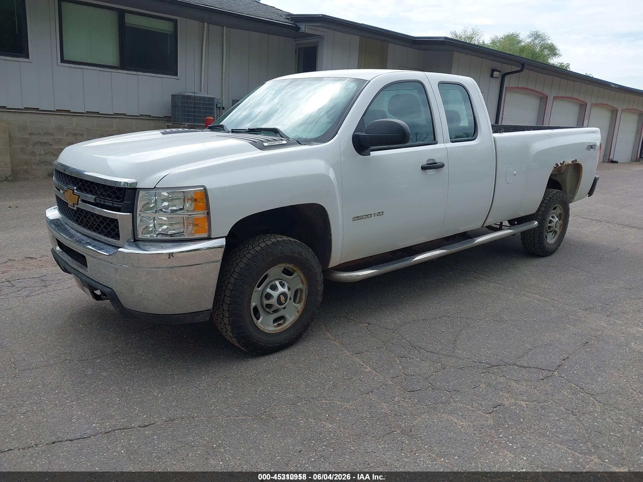 2013 Chevrolet Silverado 2500hd Work Truck White vin: 1GC2KVCG6DZ196634
