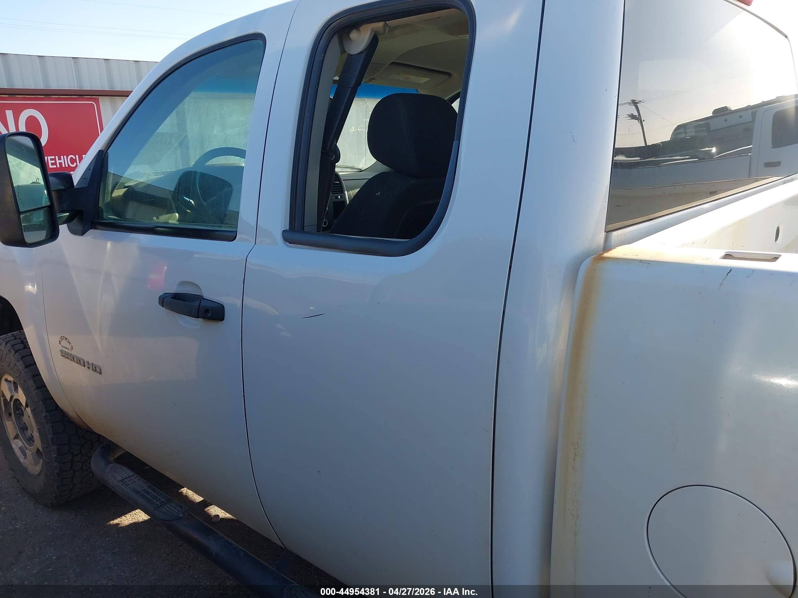 2012 Chevrolet Silverado 2500hd Work Truck White vin: 1GC2KVCGXCZ317356