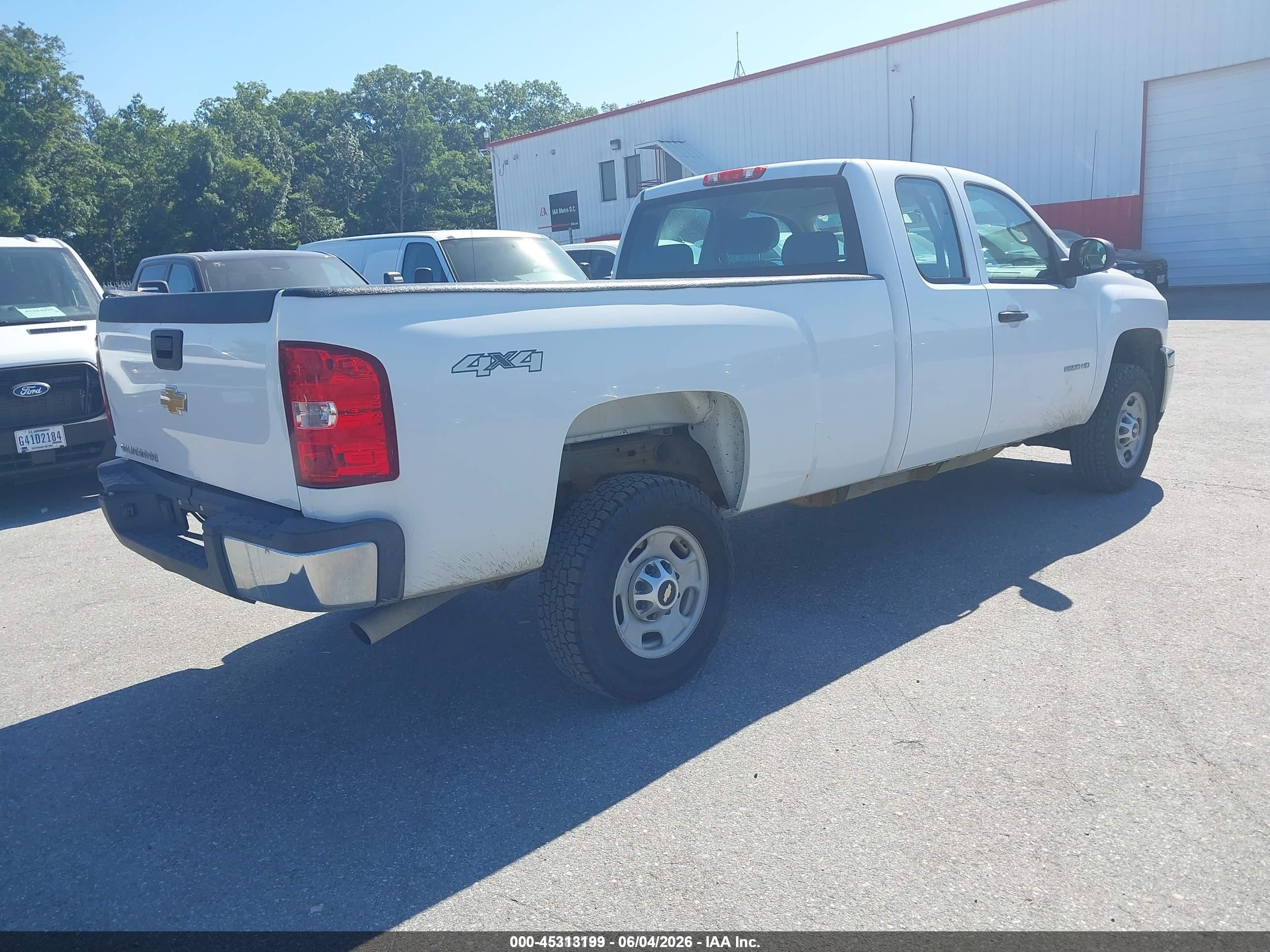2013 Chevrolet Silverado 2500hd Work Truck White vin: 1GC2KVCGXDZ124612