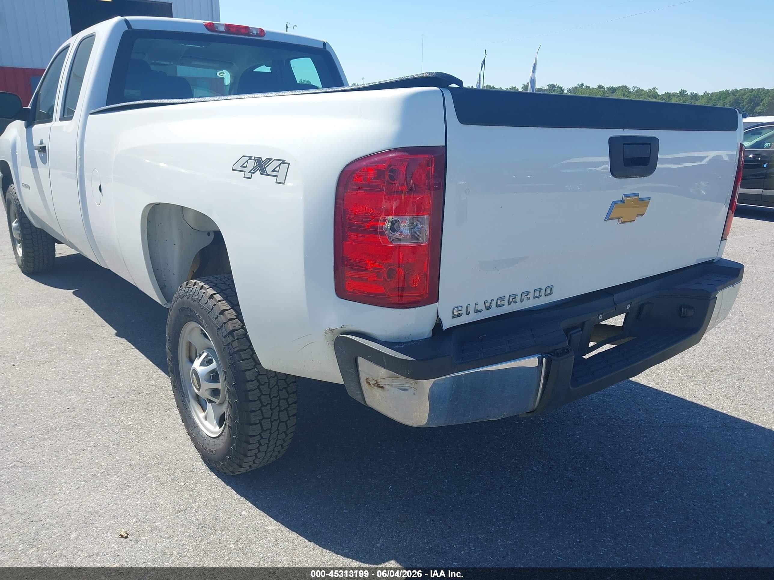 2013 Chevrolet Silverado 2500hd Work Truck White vin: 1GC2KVCGXDZ124612