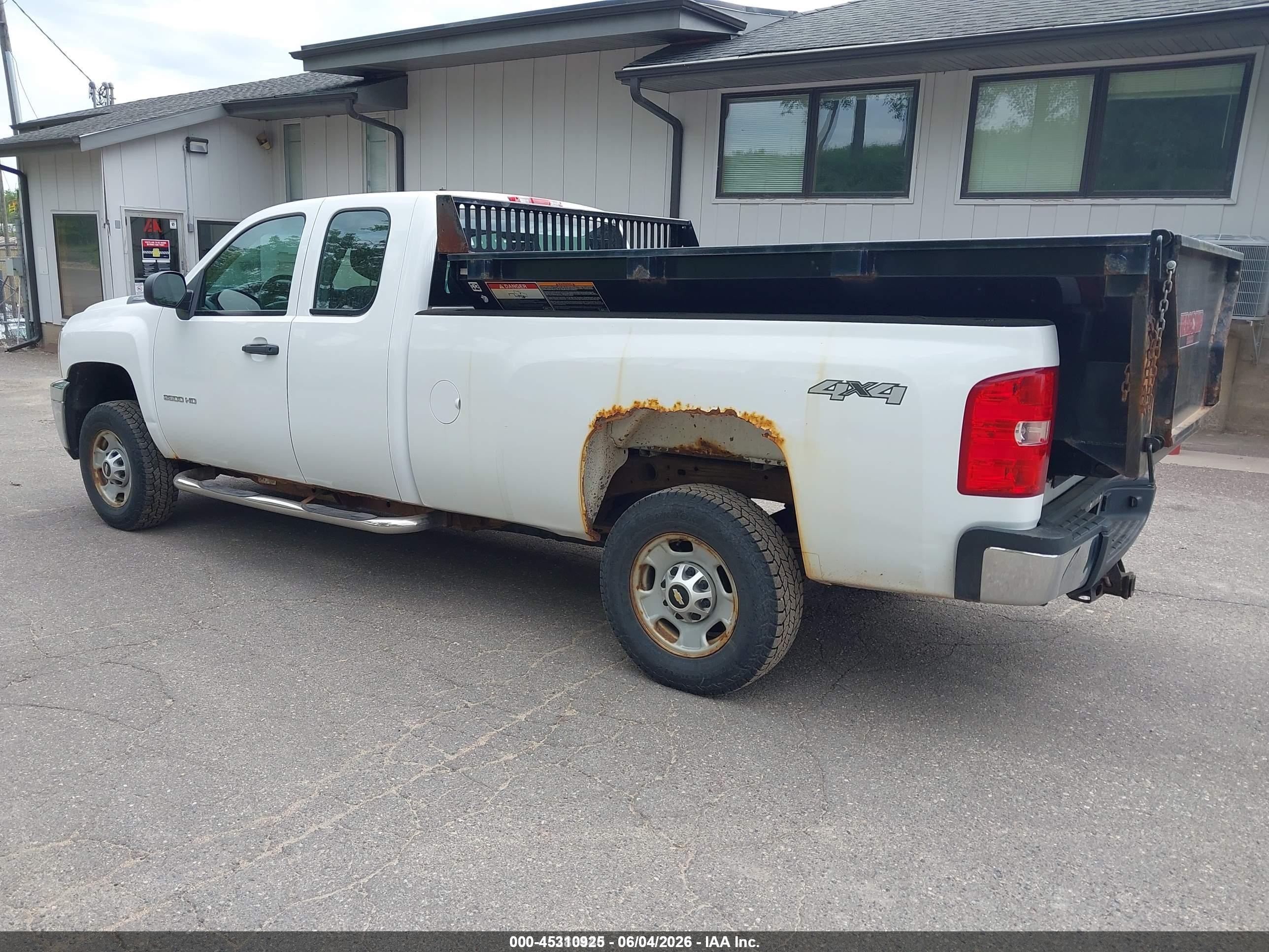 2013 Chevrolet Silverado 2500hd Work Truck White vin: 1GC2KVCGXDZ200488