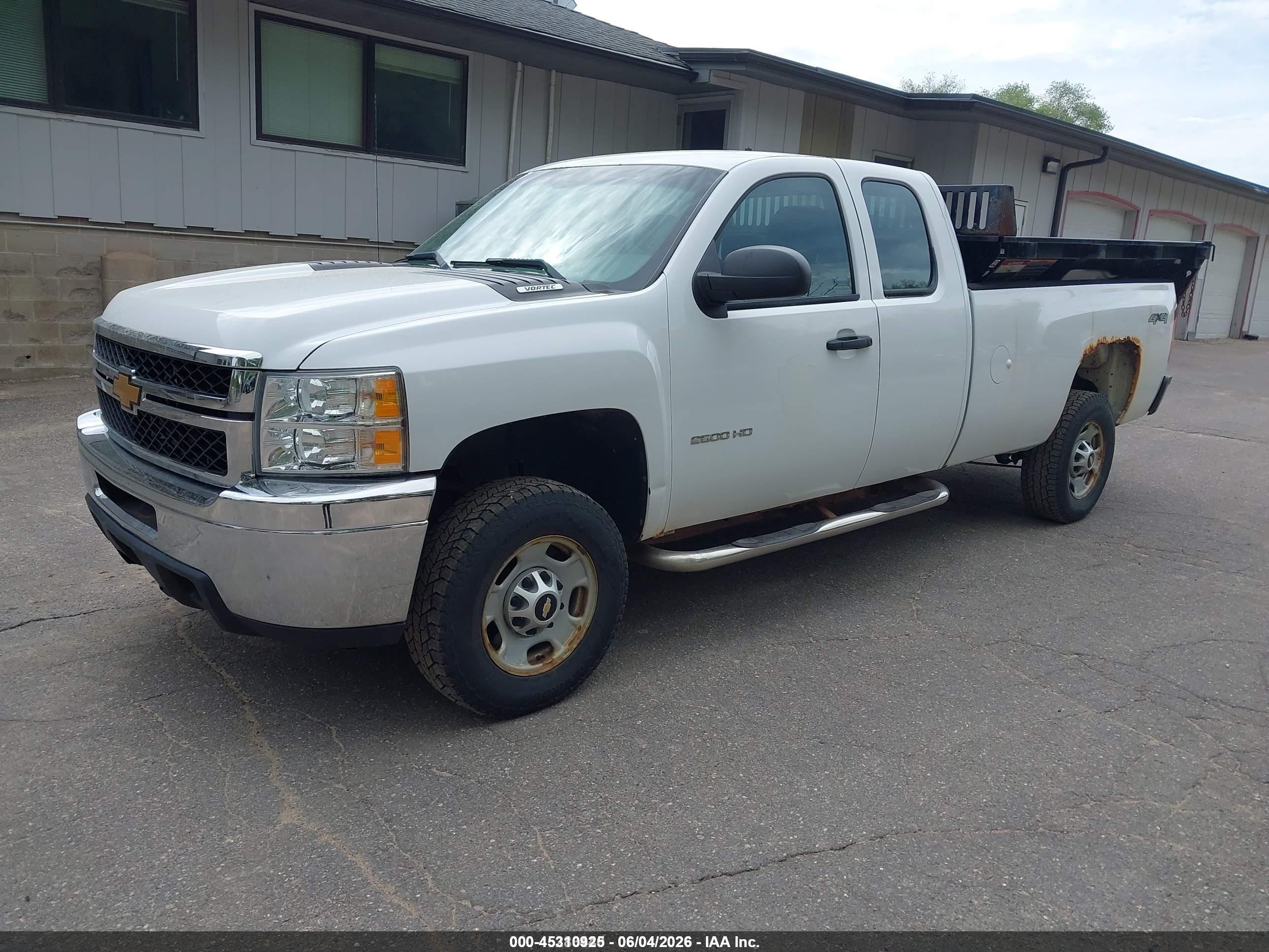 2013 Chevrolet Silverado 2500hd Work Truck White vin: 1GC2KVCGXDZ200488