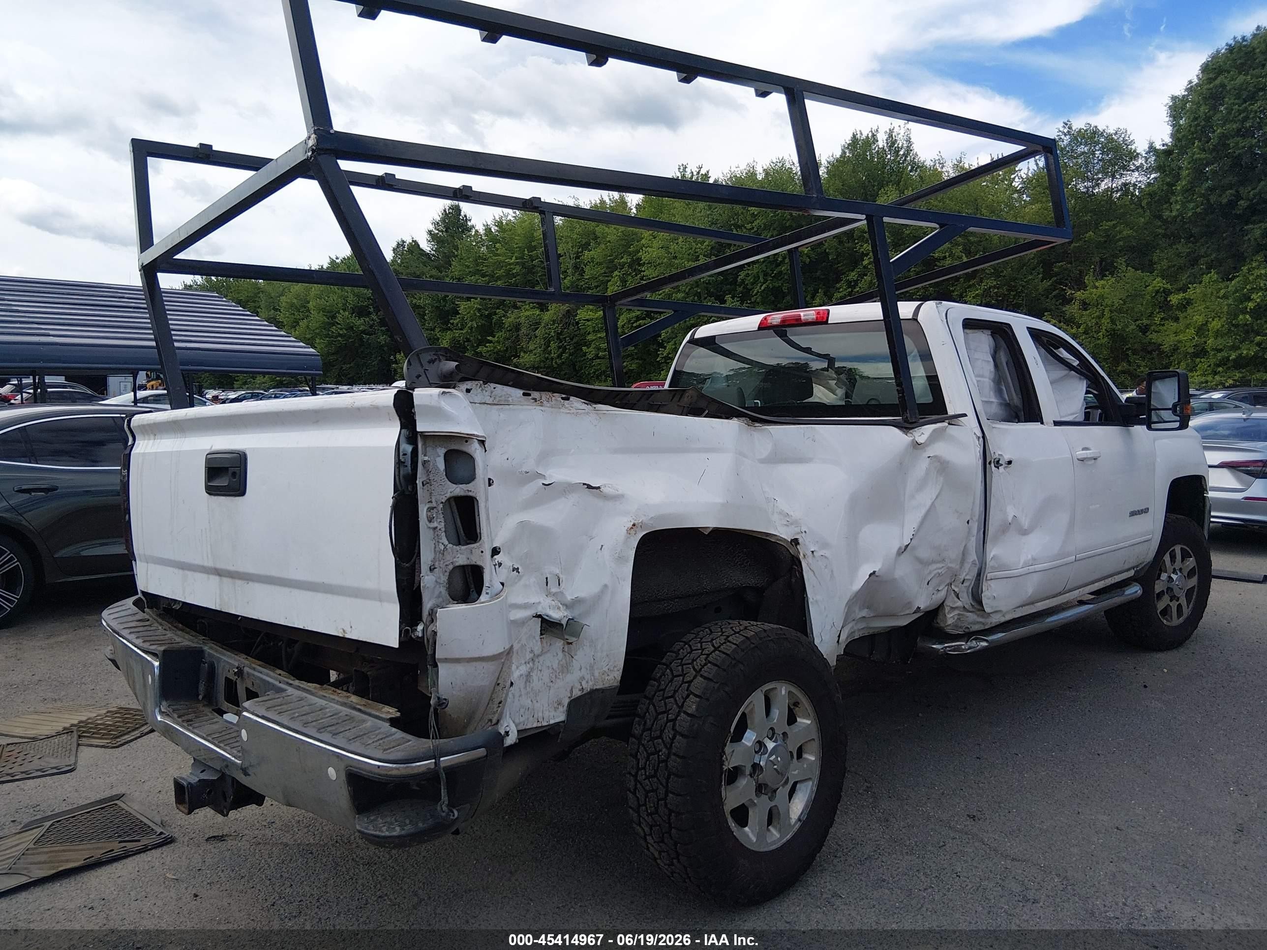 2015 Chevrolet Silverado 2500hd Built After Aug 14 Lt White vin: 1GC2KVEG6FZ531763