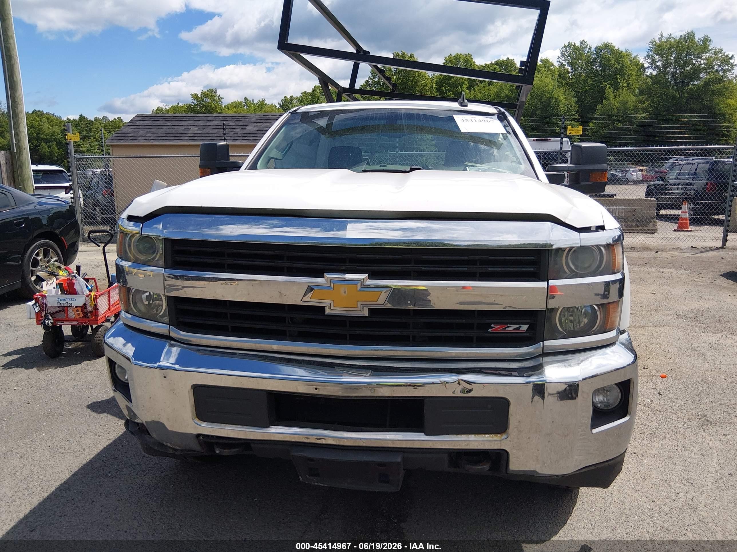 2015 Chevrolet Silverado 2500hd Built After Aug 14 Lt White vin: 1GC2KVEG6FZ531763