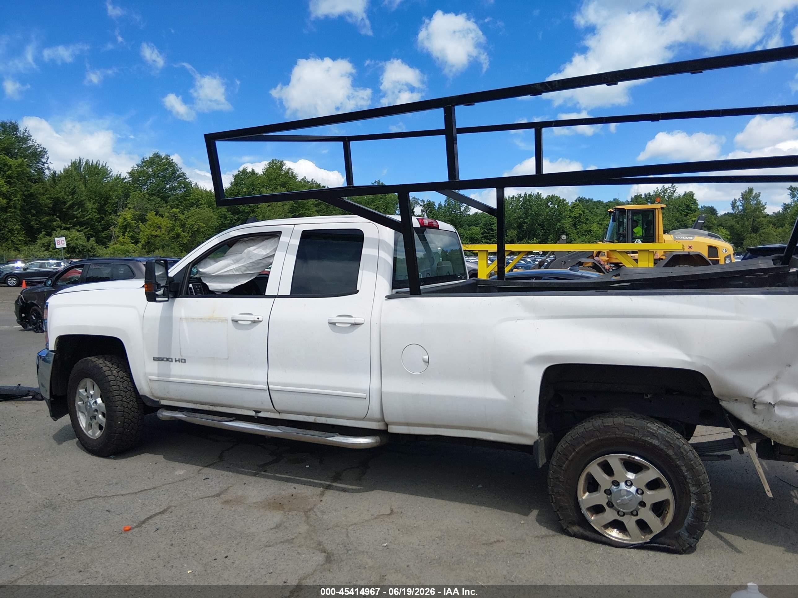 2015 Chevrolet Silverado 2500hd Built After Aug 14 Lt White vin: 1GC2KVEG6FZ531763