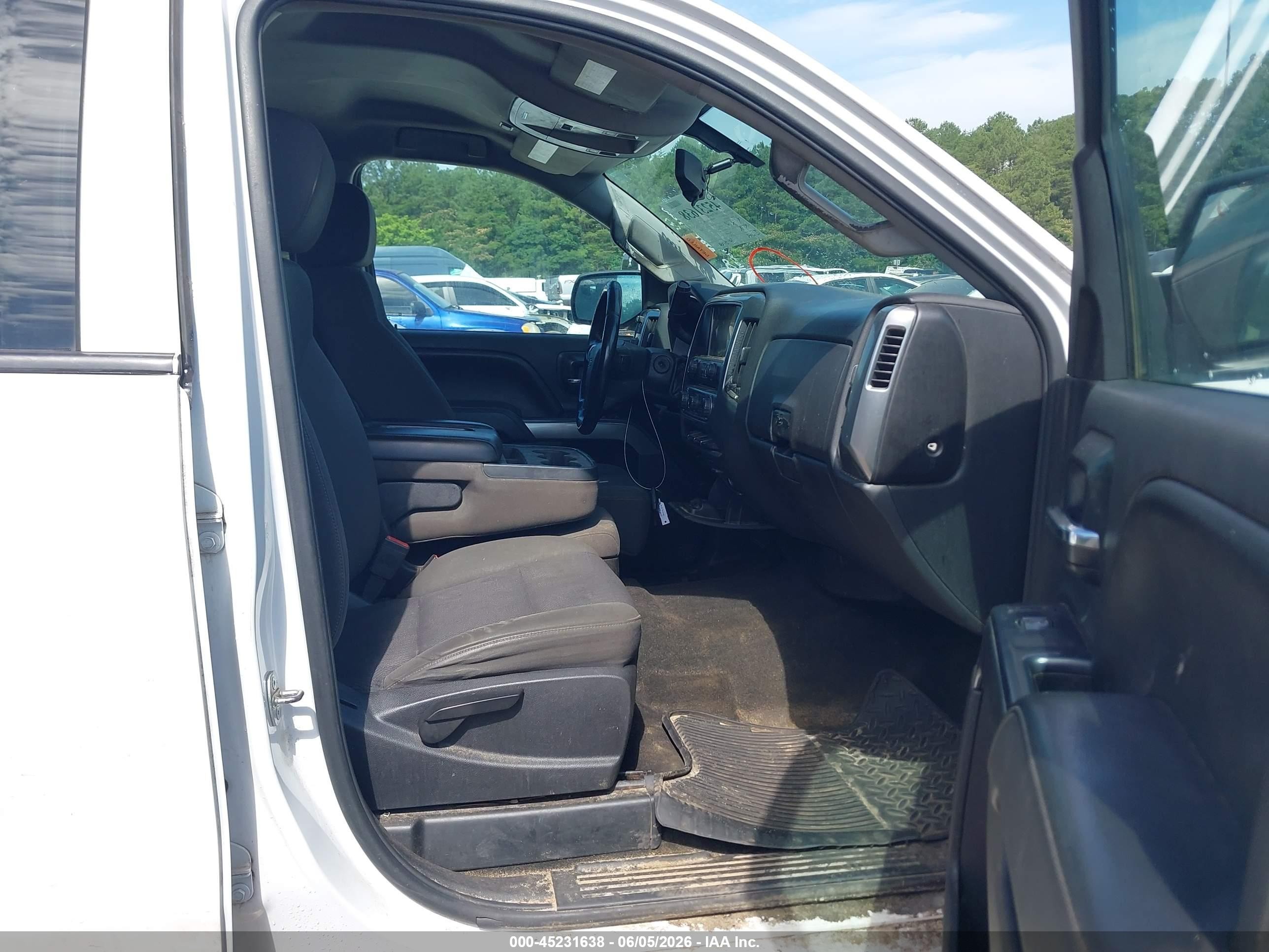 2015 Chevrolet Silverado 2500hd Lt White vin: 1GC2KVEG9FZ103962