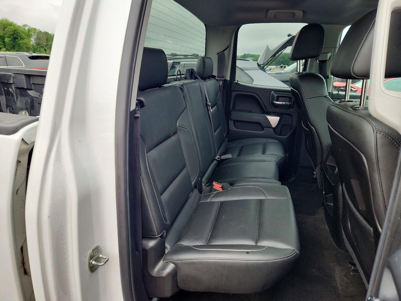 2015 Chevrolet Silverado K2500 Heavy Duty Ltz White vin: 1GC2KWEG6FZ536080
