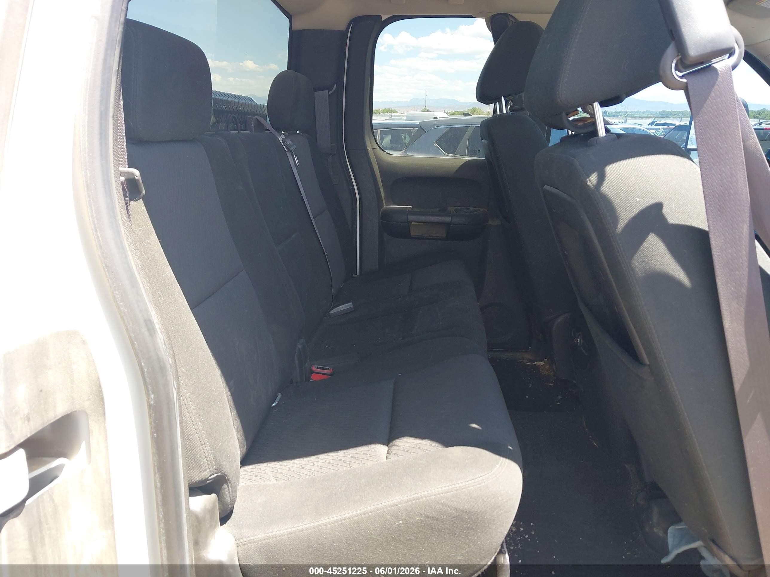 2012 Chevrolet Silverado 2500hd Lt White vin: 1GC2KXC81CZ290472