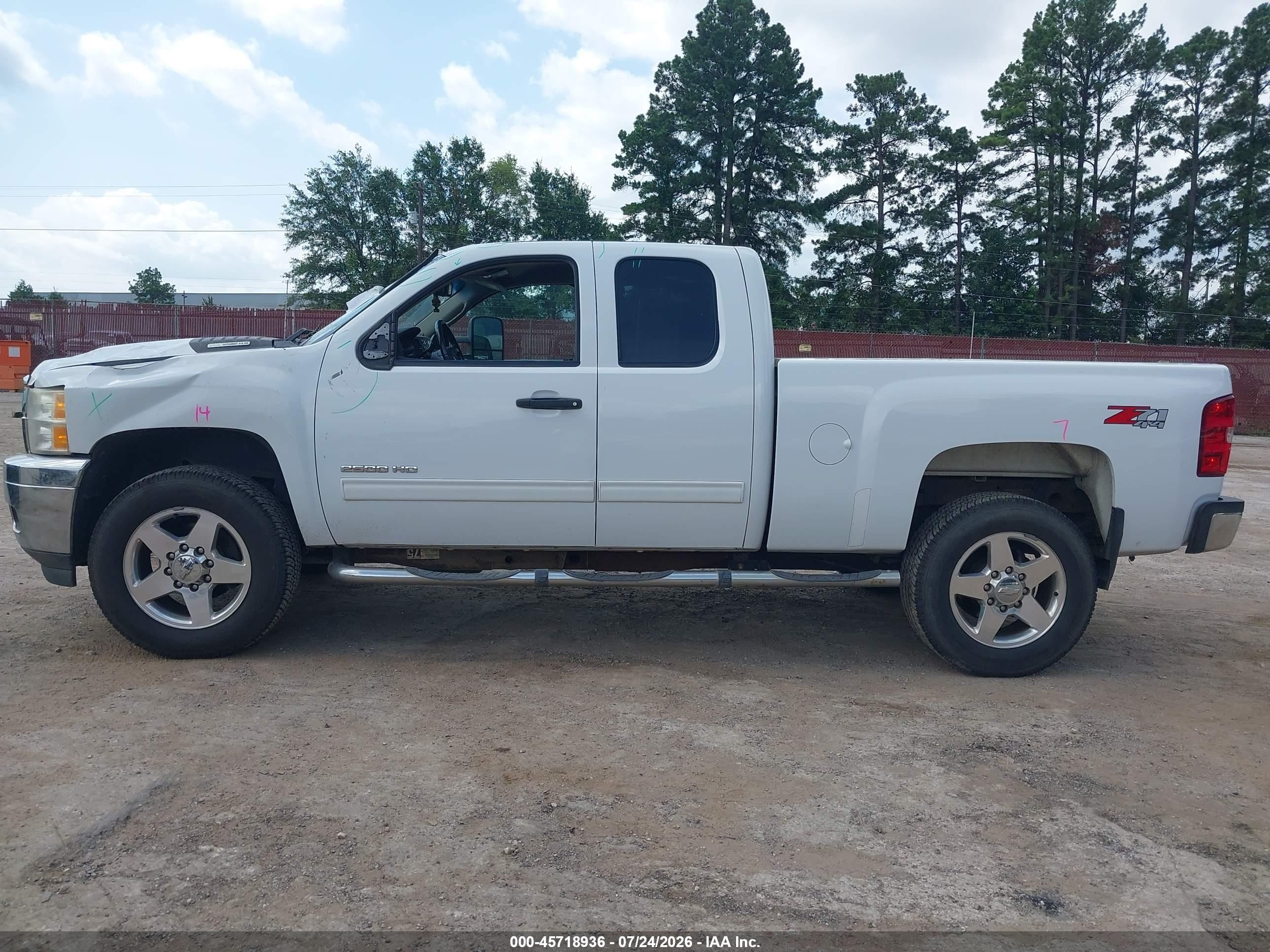 2013 Chevrolet Silverado 2500hd Lt Белый vin: 1GC2KXC84DZ325099