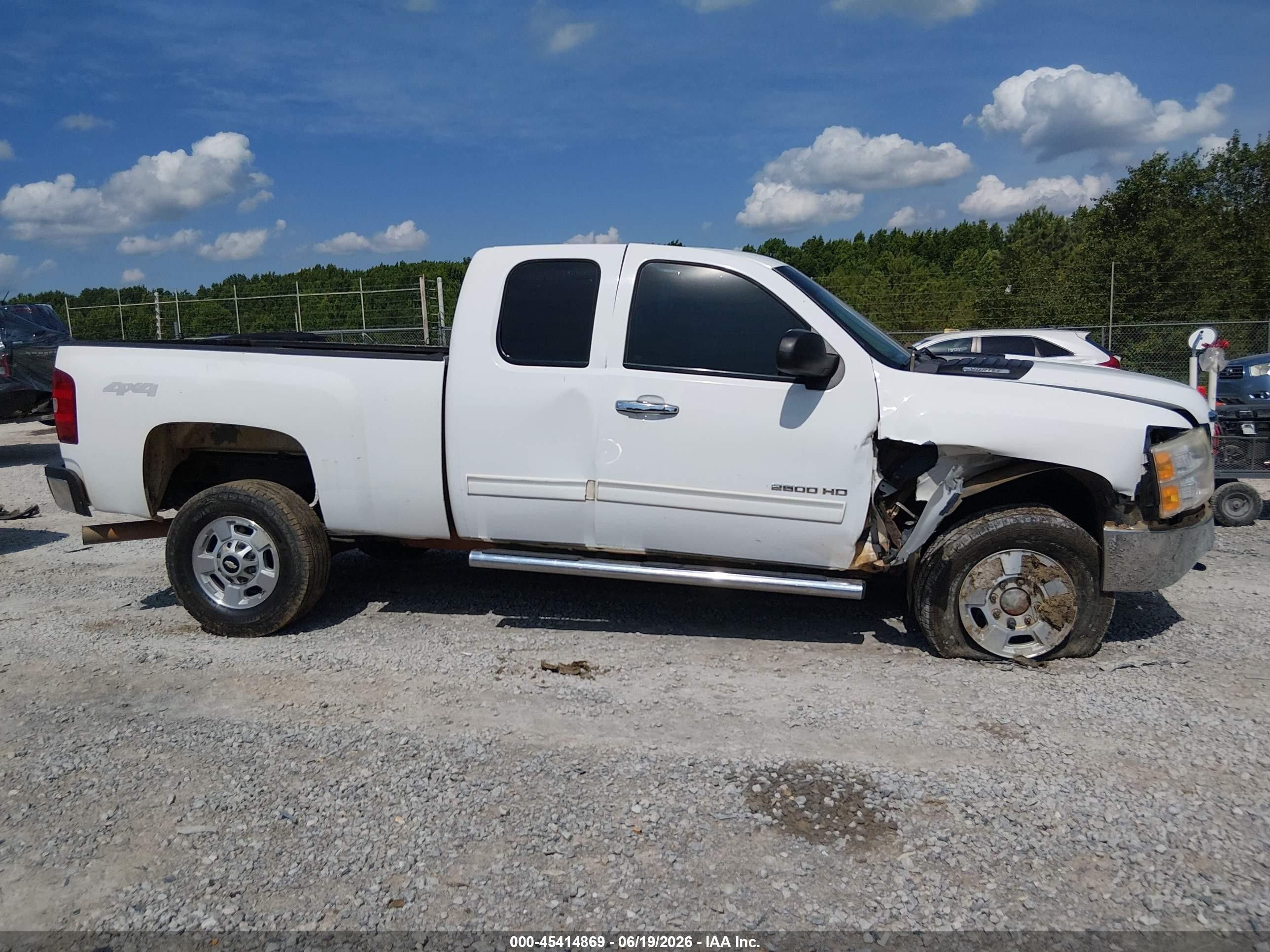 2013 Chevrolet Silverado 2500hd Lt White vin: 1GC2KXCG7DZ207748
