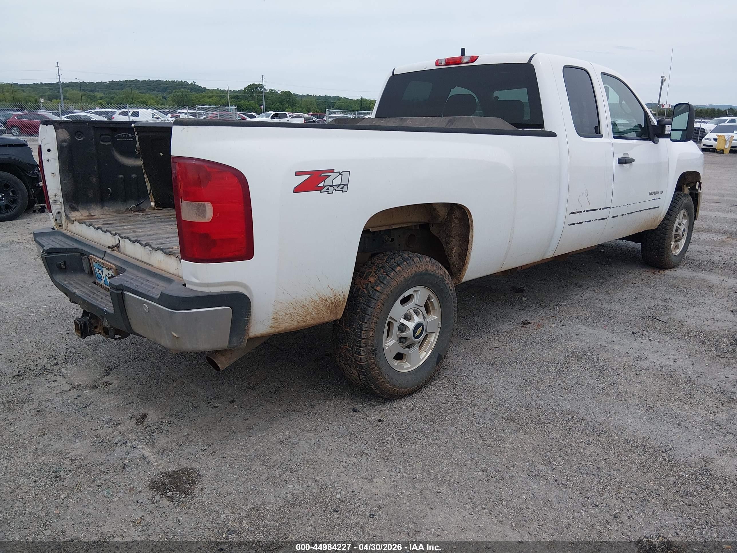 2011 Chevrolet Silverado 2500hd Lt Белый vin: 1GC2KXCG8BZ371782