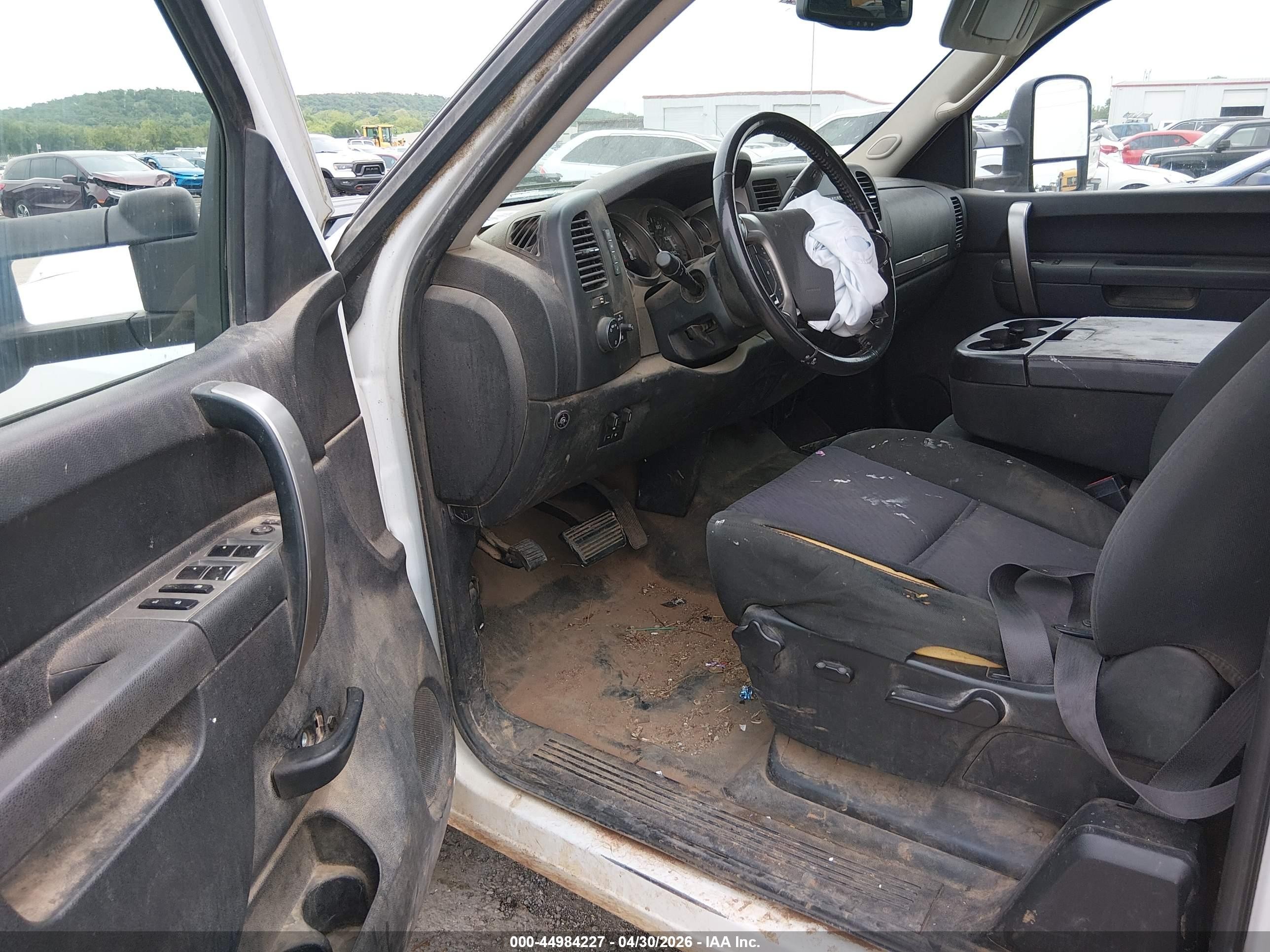 2011 Chevrolet Silverado 2500hd Lt Белый vin: 1GC2KXCG8BZ371782