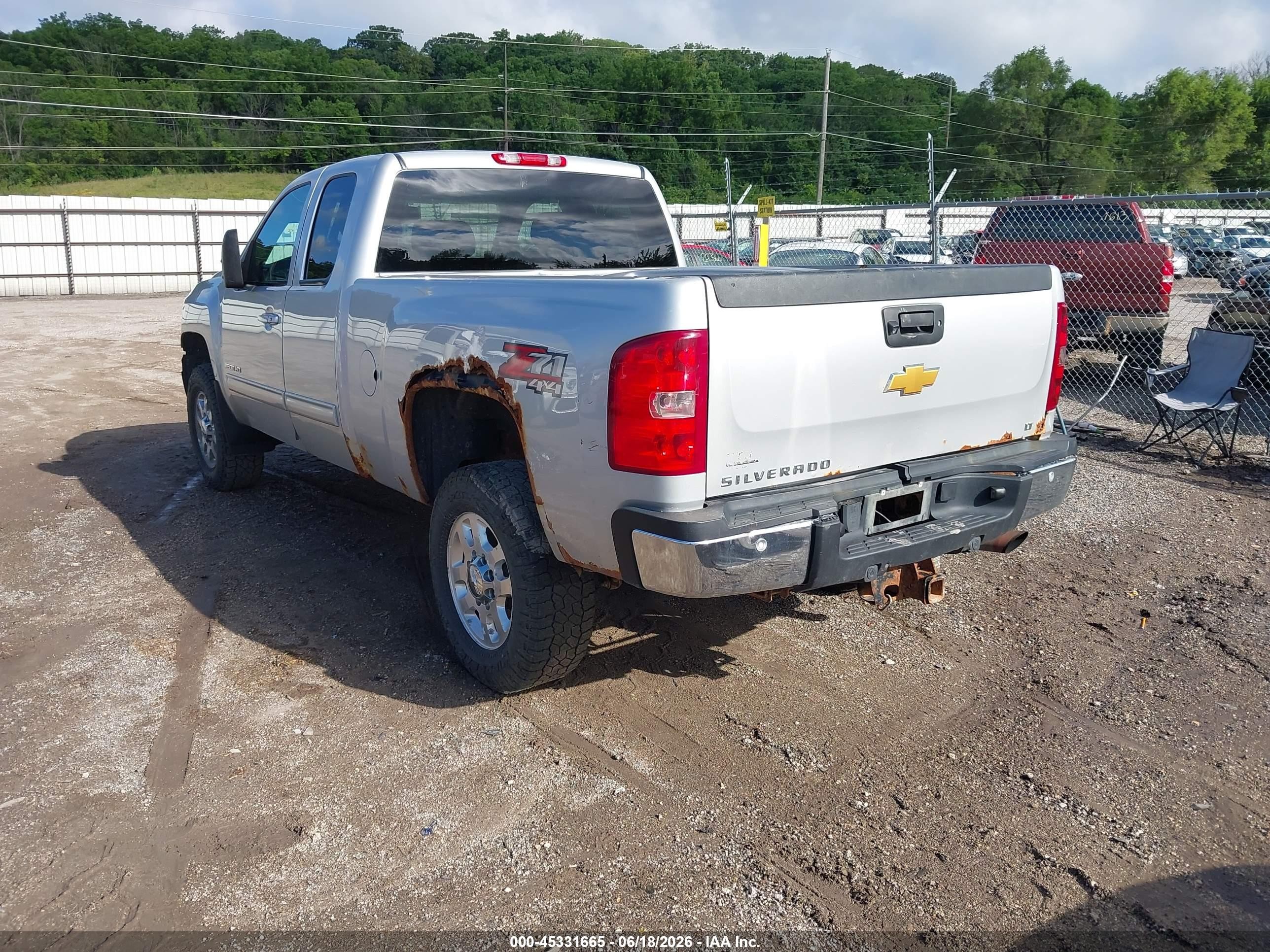 2013 Chevrolet Silverado 2500hd Lt Серебряный vin: 1GC2KXCGXDZ412335