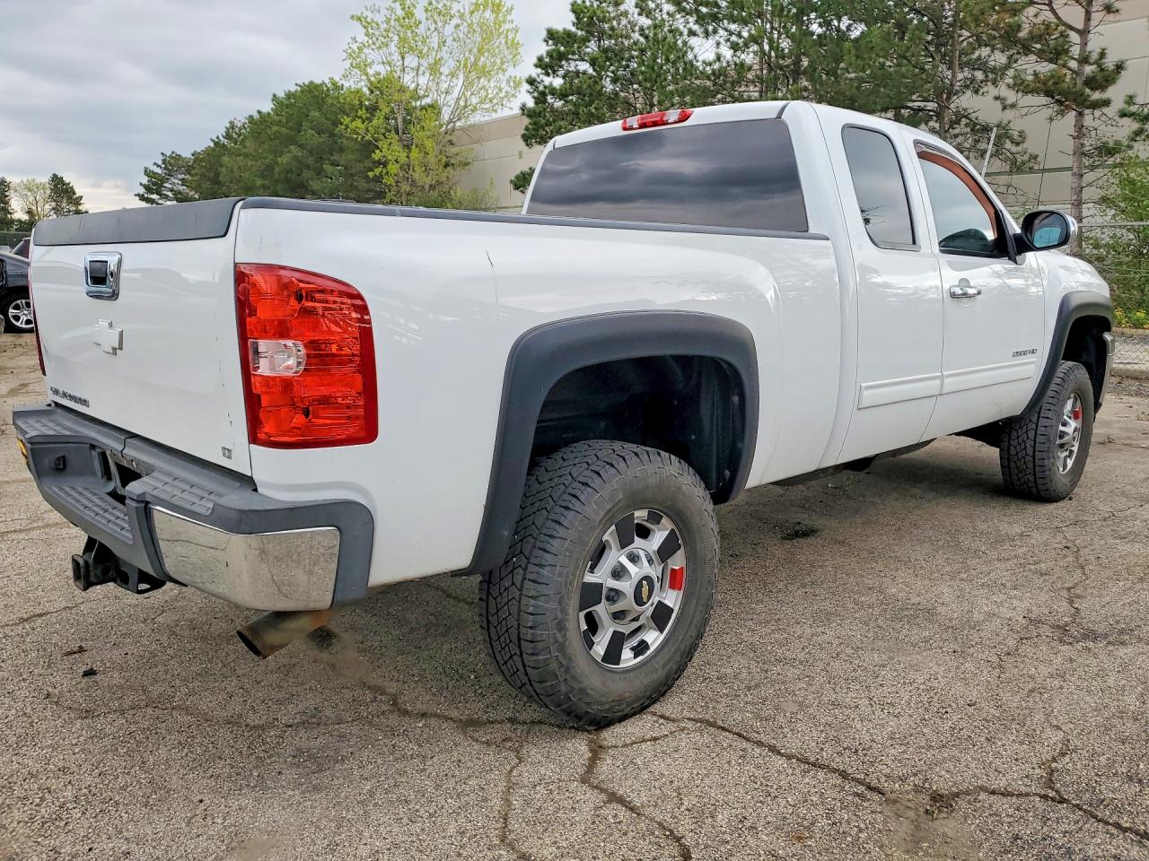 2012 Chevrolet Silverado K2500 Heavy Duty Lt White vin: 1GC2KXEG8CZ257215