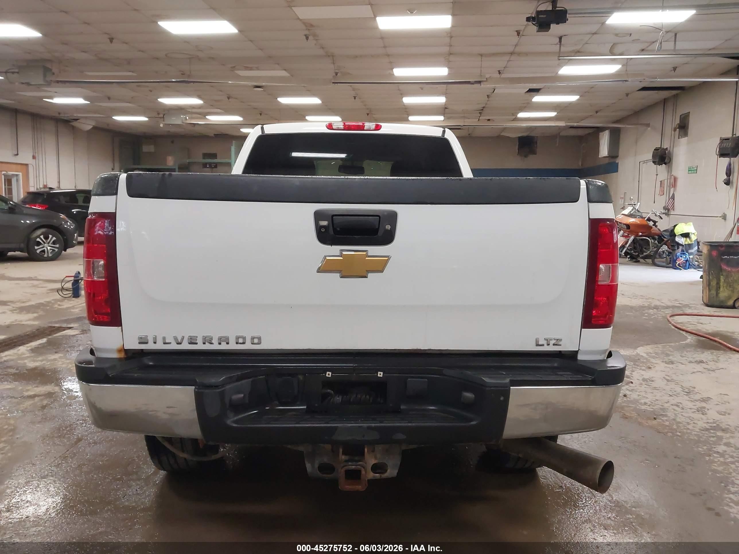 2013 Chevrolet Silverado 2500hd Ltz White vin: 1GC2KYC88DZ310966