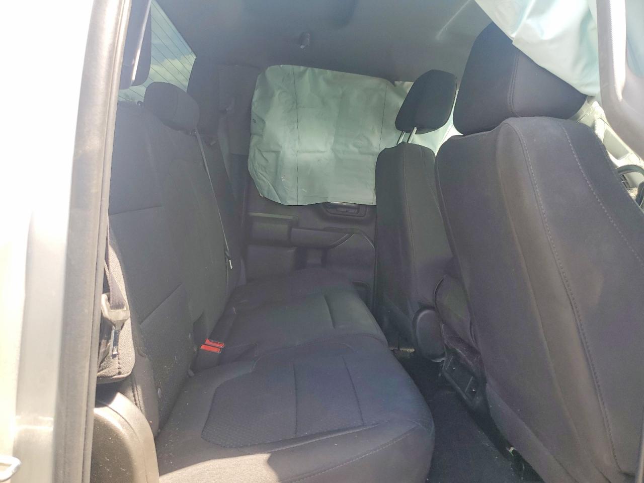 2022 Chevrolet K2500 Silverado Silver vin: 1GC2YMEYXNF228471