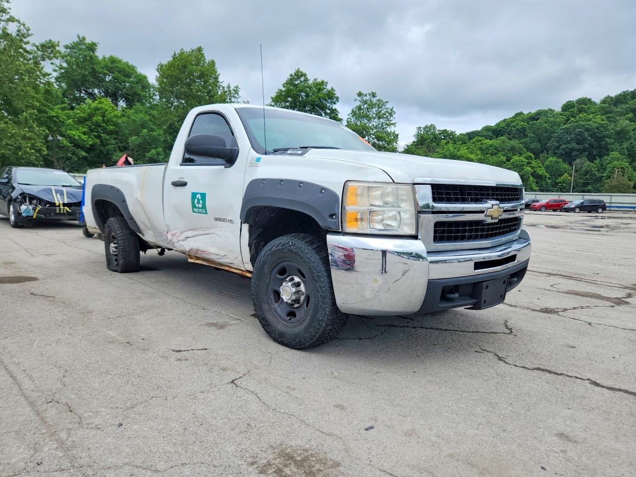 2010 Chevrolet Silverado C2500 Heavy Duty White vin: 1GC3CVBG0AF142679