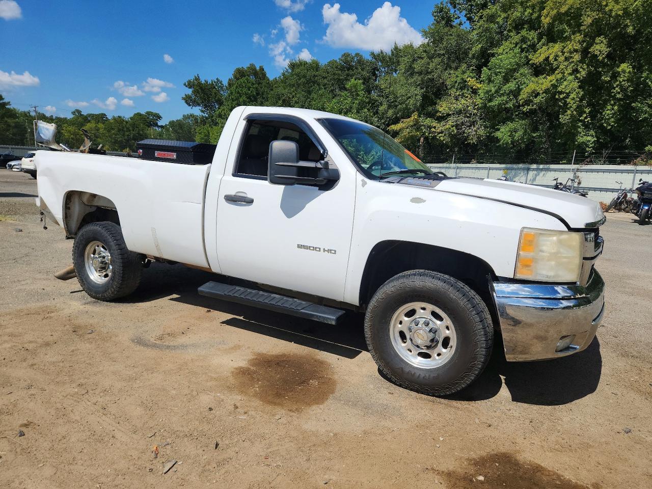 2010 Chevrolet Silverado C2500 Heavy Duty Белый vin: 1GC3CVBG4AF155225