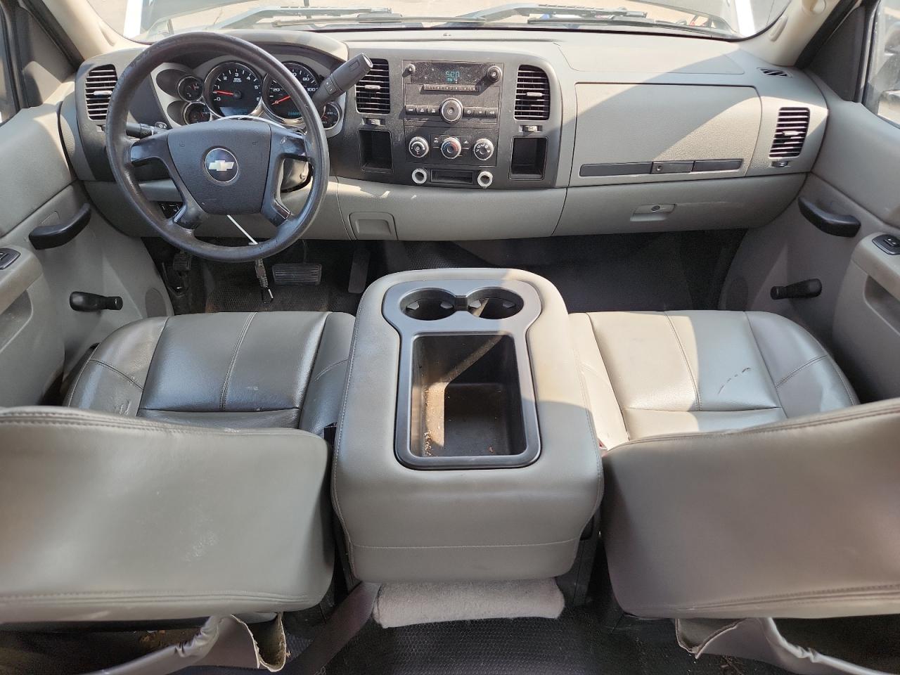 2010 Chevrolet Silverado C2500 Heavy Duty White vin: 1GC4CVBG4AF104036 Damage: Right Front Seat Cushion, Torn, 2 To 3 Inches