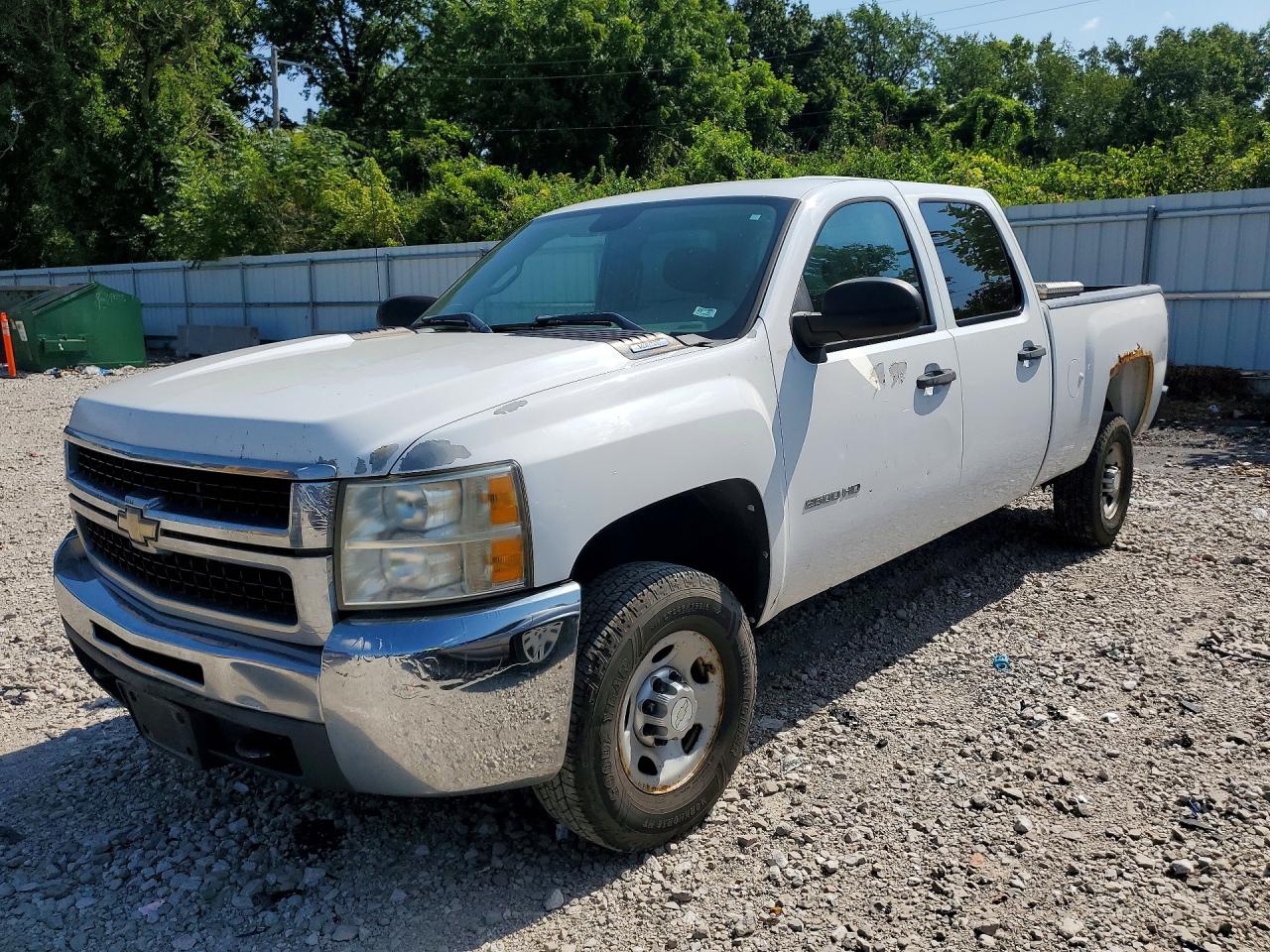 2010 Chevrolet Silverado C2500 Heavy Duty White vin: 1GC4CVBG4AF140065