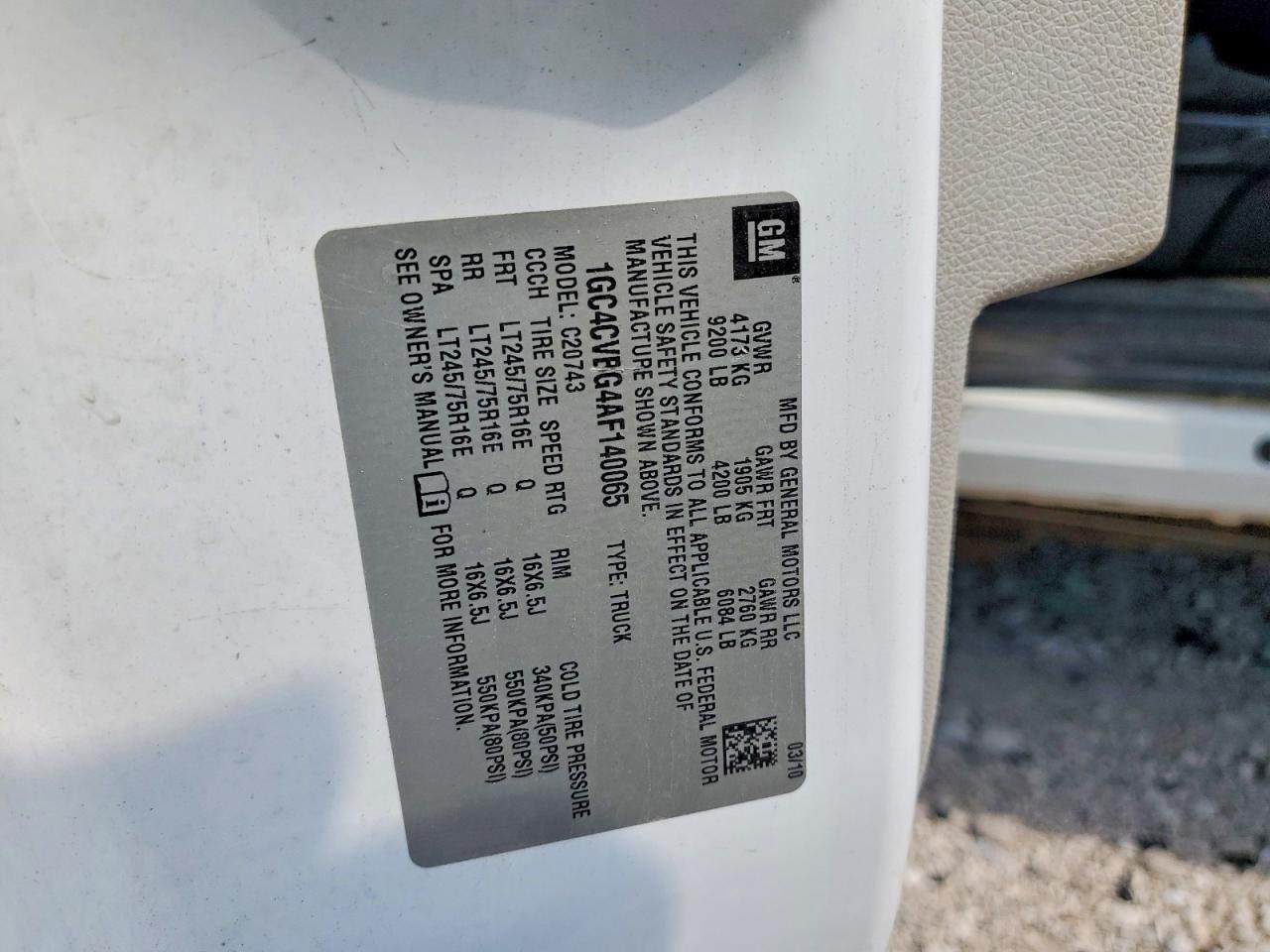 2010 Chevrolet Silverado C2500 Heavy Duty White vin: 1GC4CVBG4AF140065