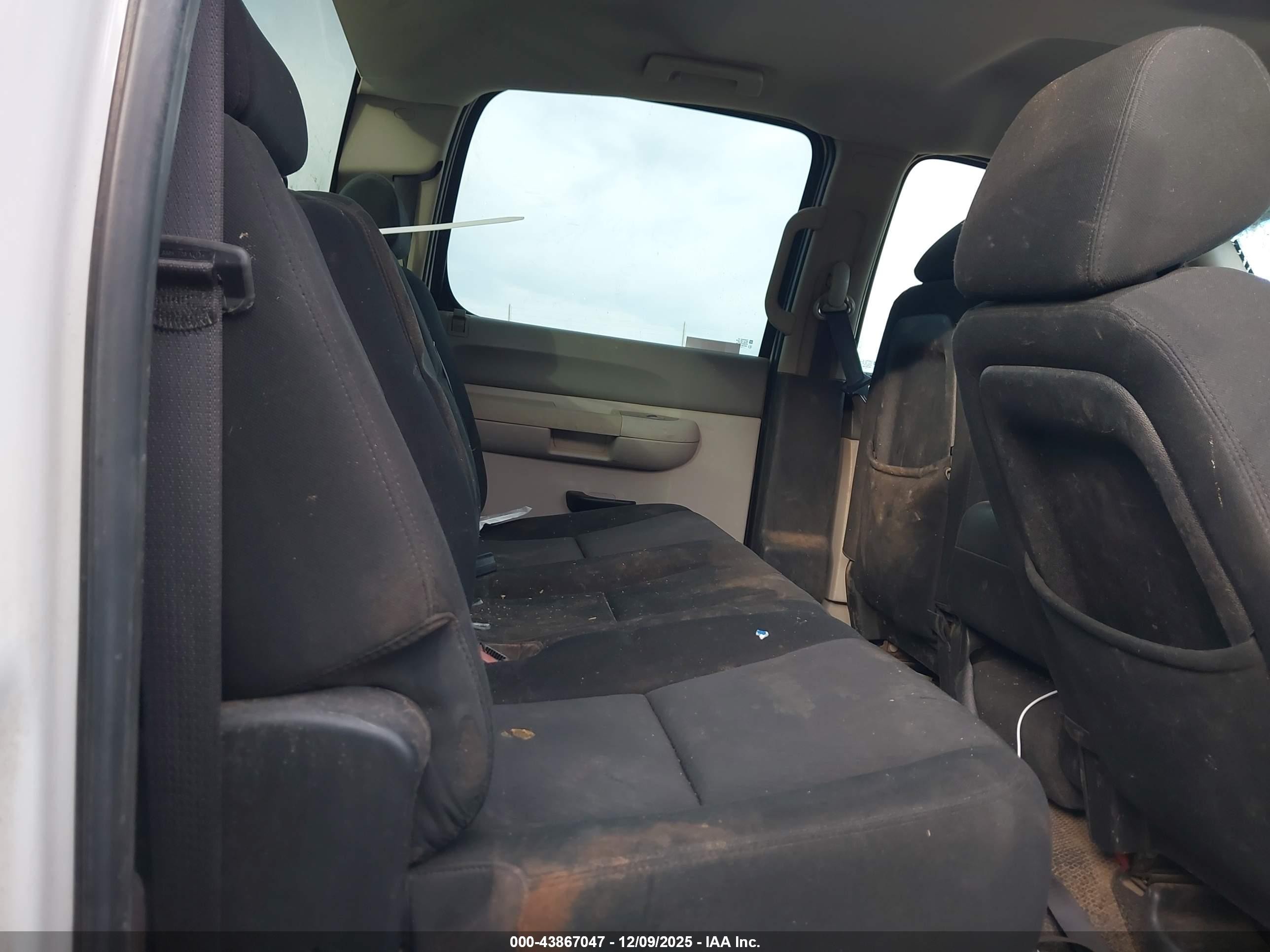 2010 Chevrolet Silverado 2500hd Work Truck White vin: 1GC4CVBG6AF157126