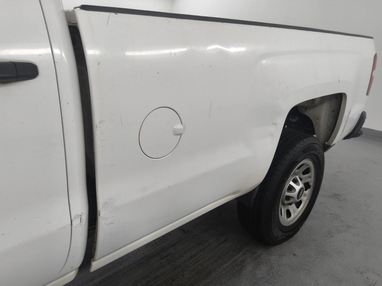 2015 Chevrolet Silverado C3500 White vin: 1GC4CYCG5FF595126 Damage: Left Qtr Panel, Dent(S) W/ Paint Dmg, 8 To 9 Inches